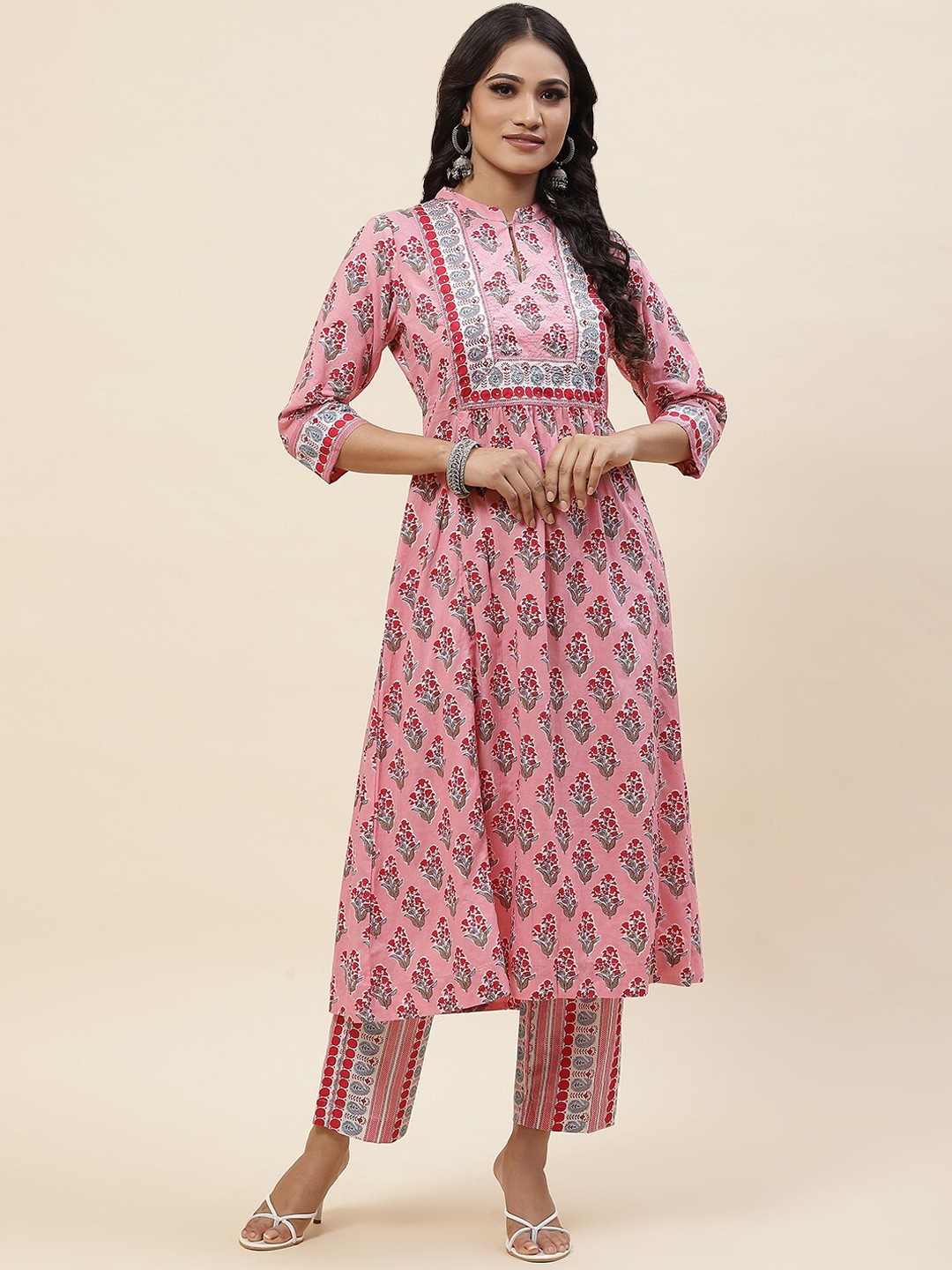 

Meena Bazaar Floral Printed Mandarin Collar A-Line Kurta With Trousers, Pink