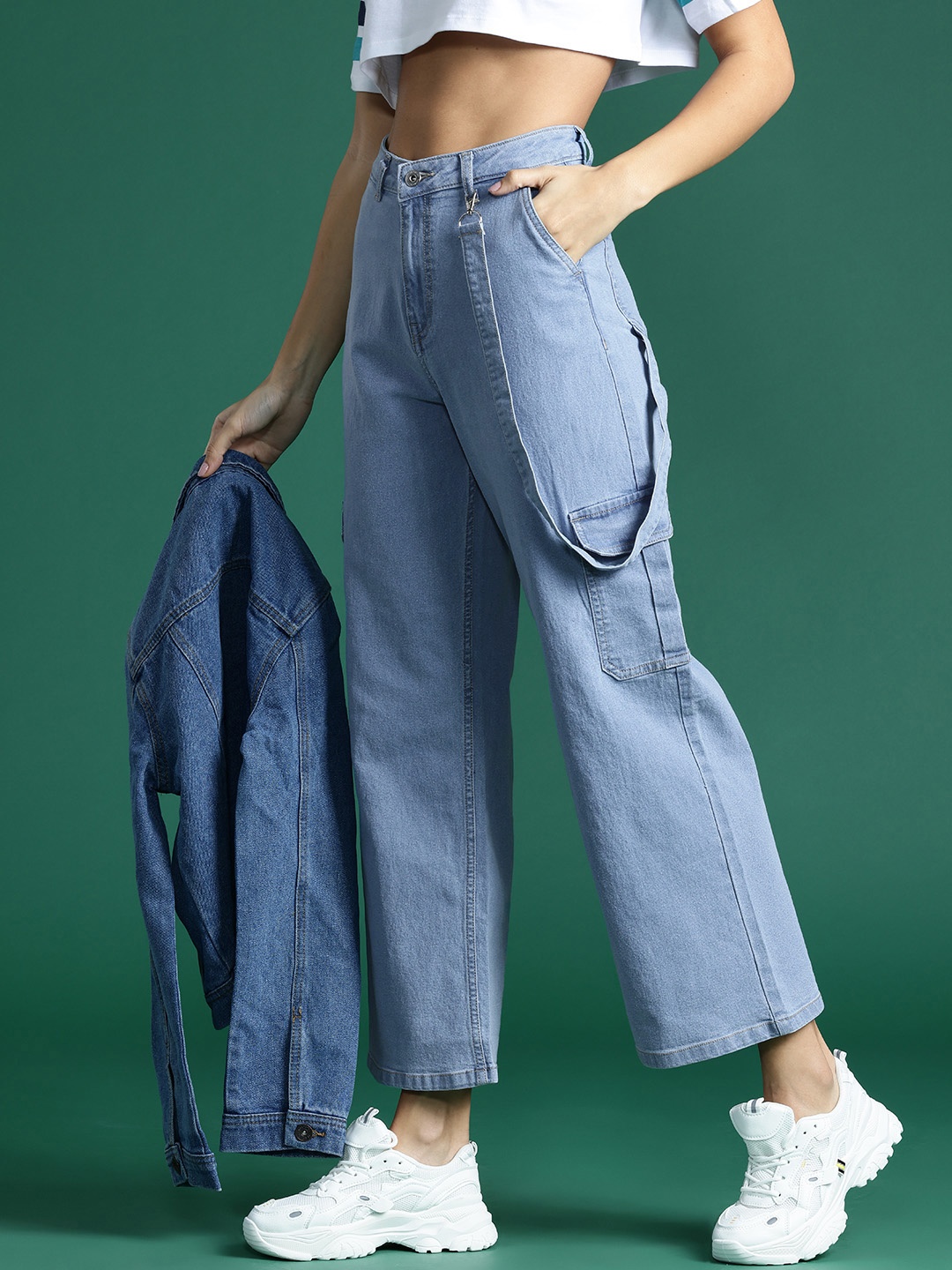 

DressBerry Women Straight Fit Stretchable Cargo Jeans, Blue