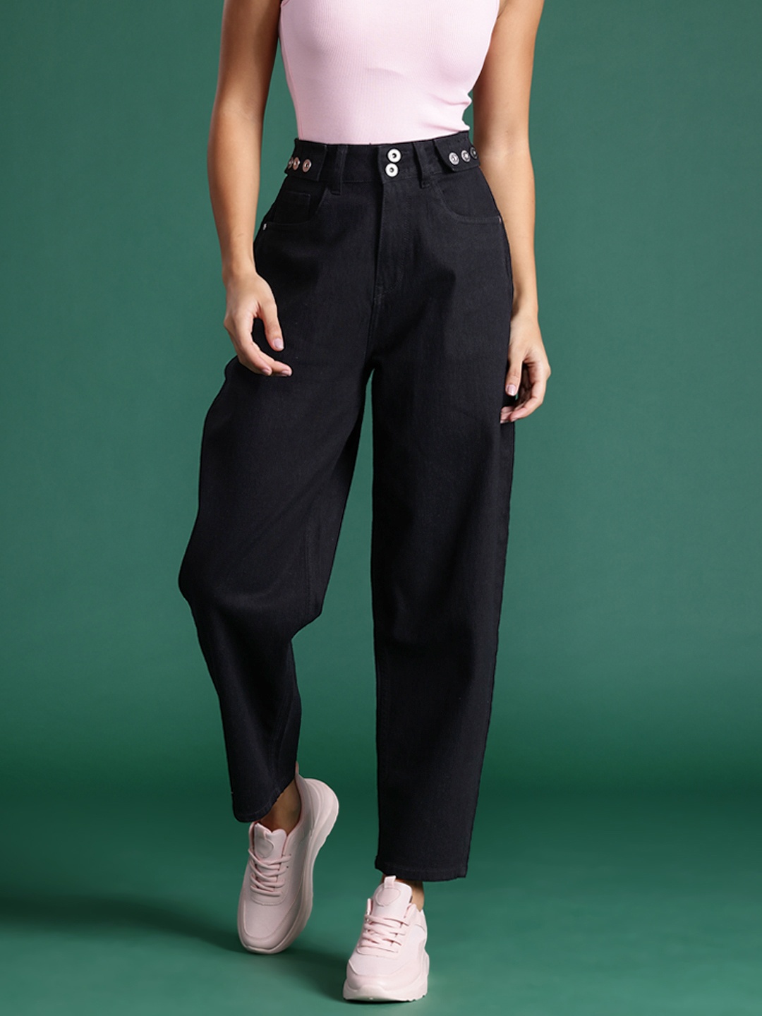 

DressBerry Women Carrot Fit Stretchable Jeans, Black