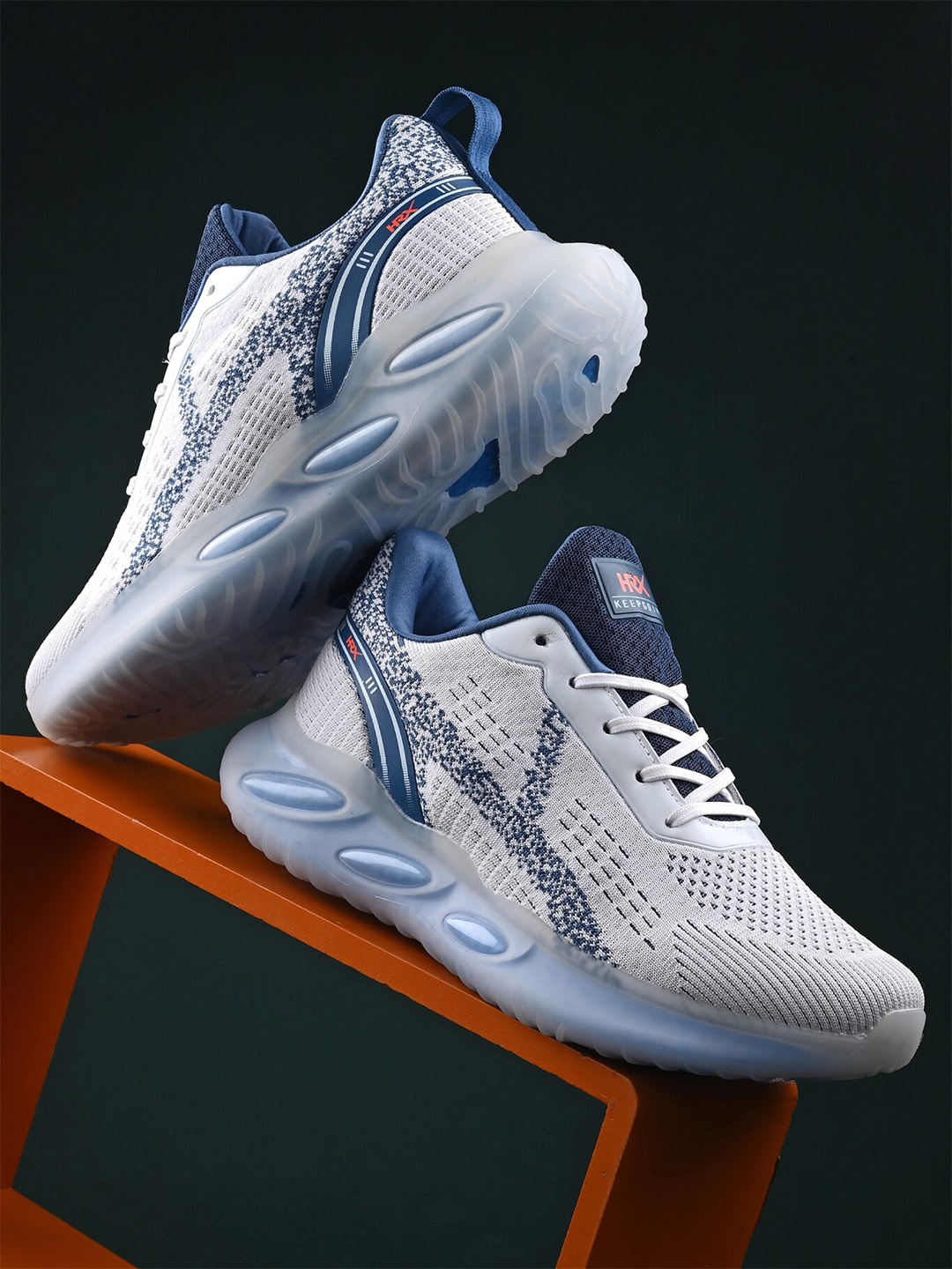 

HRX by Hrithik Roshan Men Blue Lace-Up Walking Sports Shoes, Grey