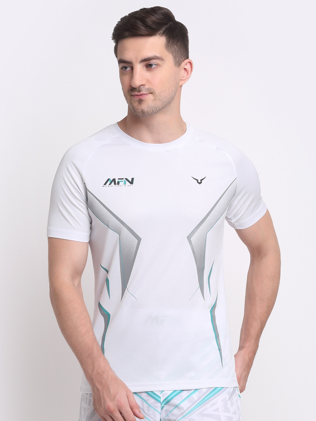 

Invincible Mfn Replica T-Shirt, White