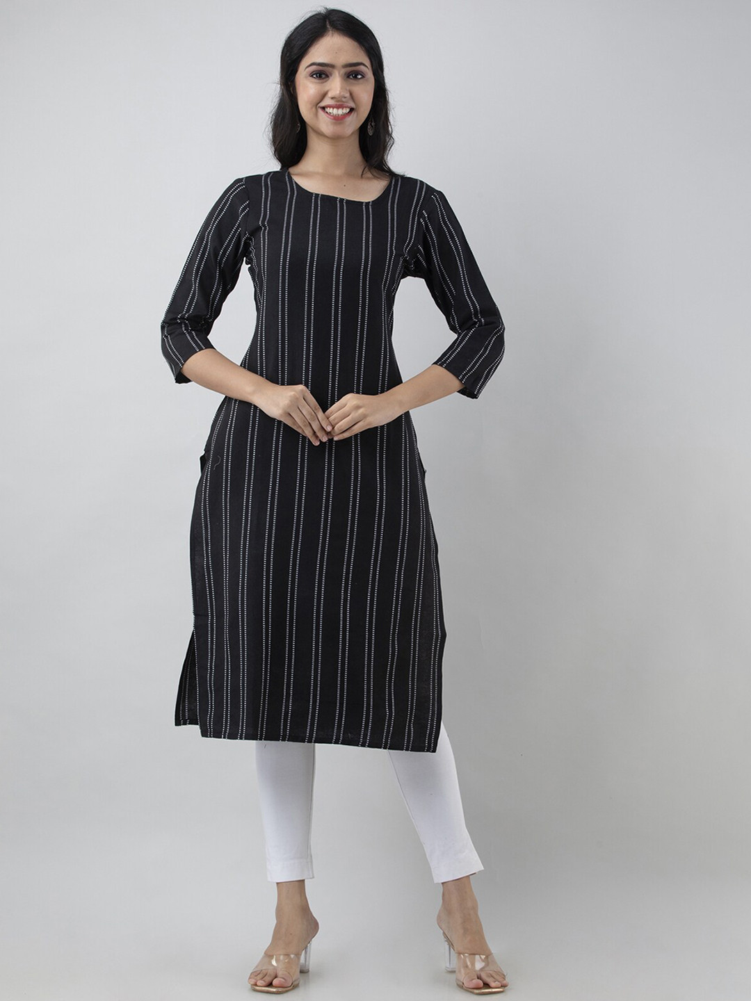 

PREKSHA Striped Round Neck Straight Kurta, Black