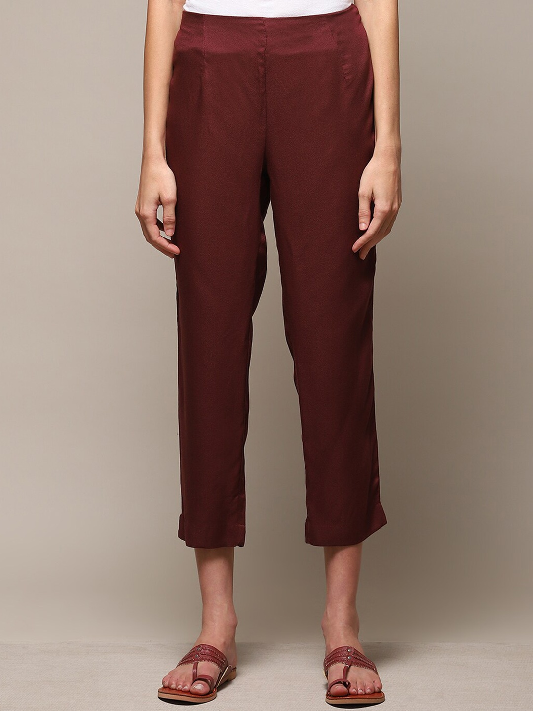

Biba Women Relaxed Mid Rise Plain Slim Fit Trousers, Brown