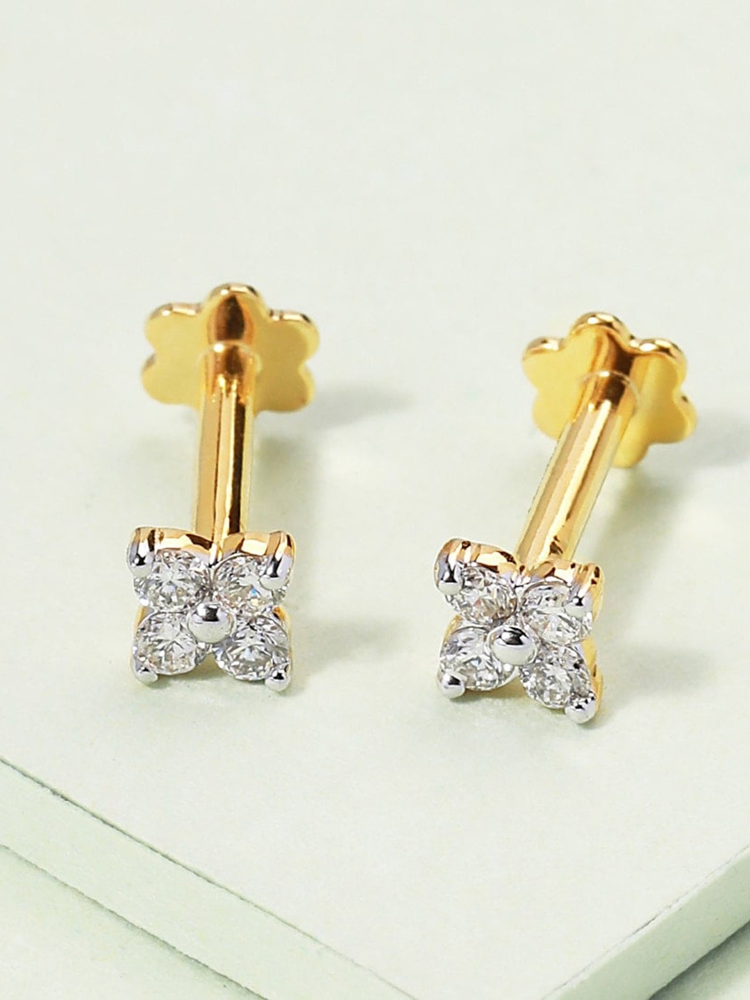 

CANDERE A KALYAN JEWELLERS COMPANY 18KT BIS Hallmark Gold Diamond-Studded Earrings -0.68 g