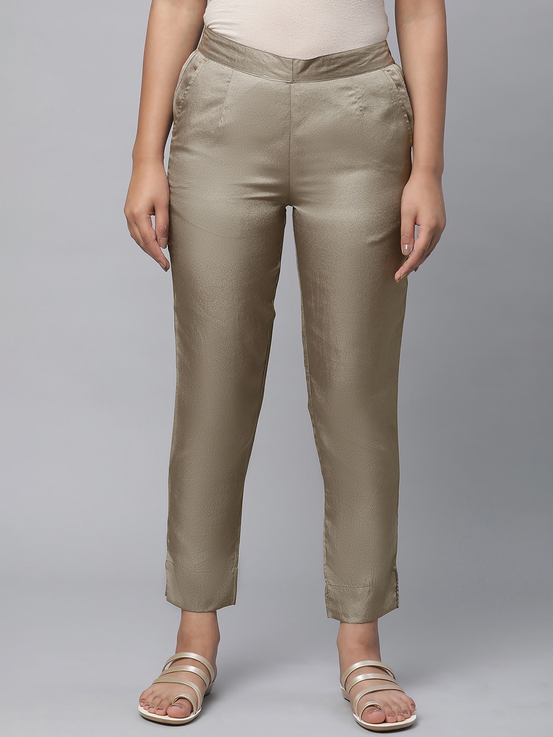 

elleven Women Mid-Rise Trousers, Green