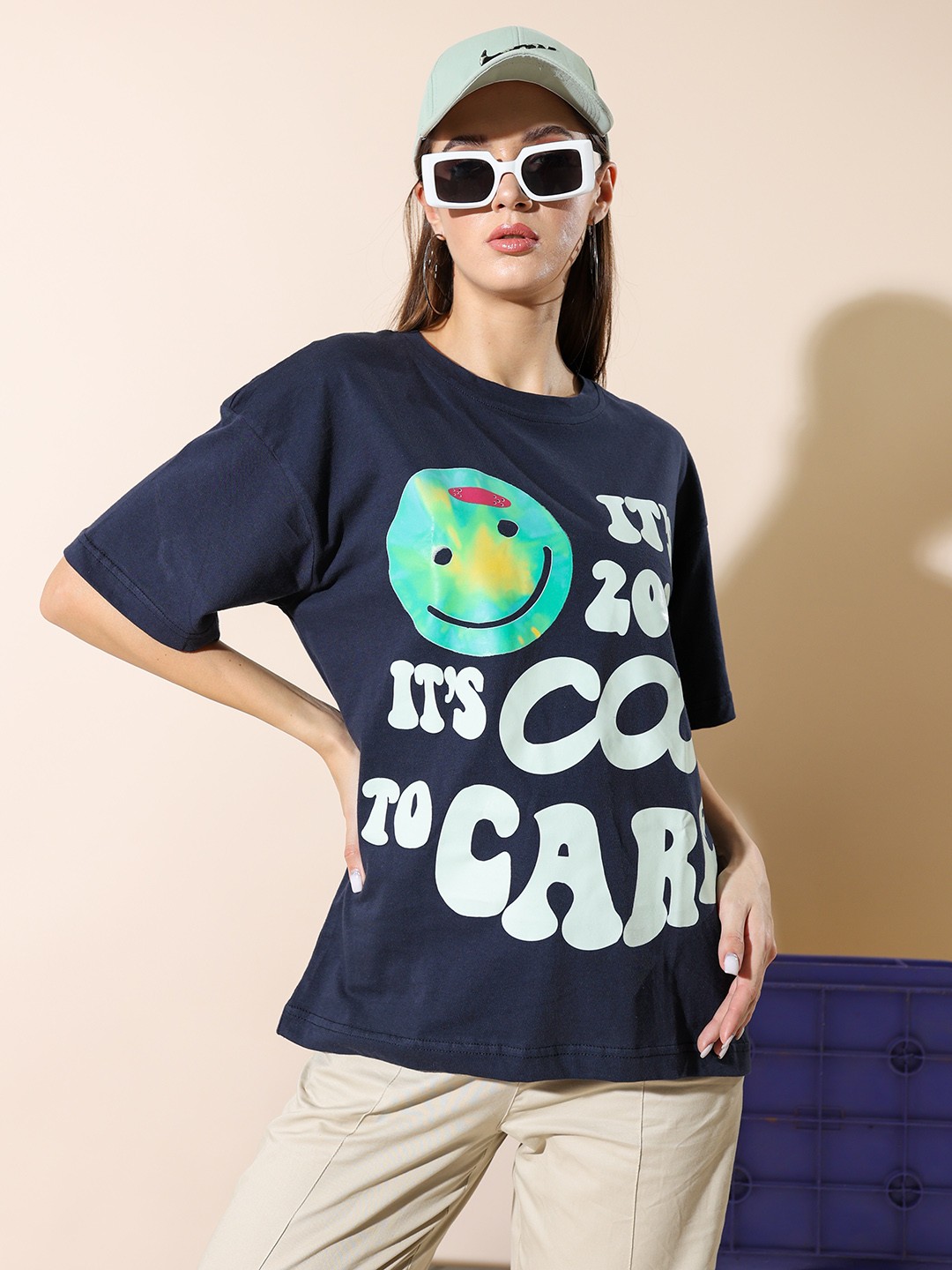 

Stylecast X Hersheinbox Graphic Printed Drop-Shoulder Sleeves Pure Cotton T-shirt, Navy blue