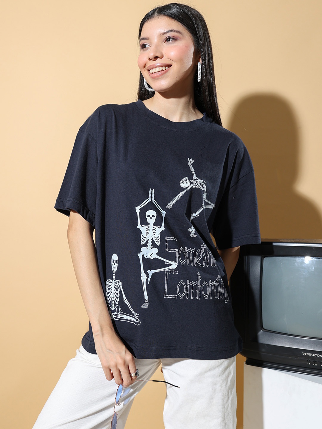 

Stylecast X Hersheinbox Women Printed Drop-Shoulder Sleeves Pure Cotton T-shirt, Navy blue