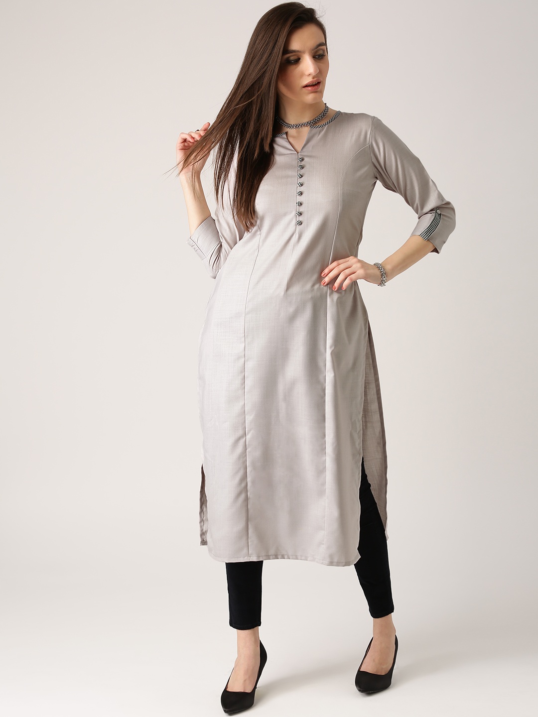 

Libas Women Grey Solid Straight Kurta