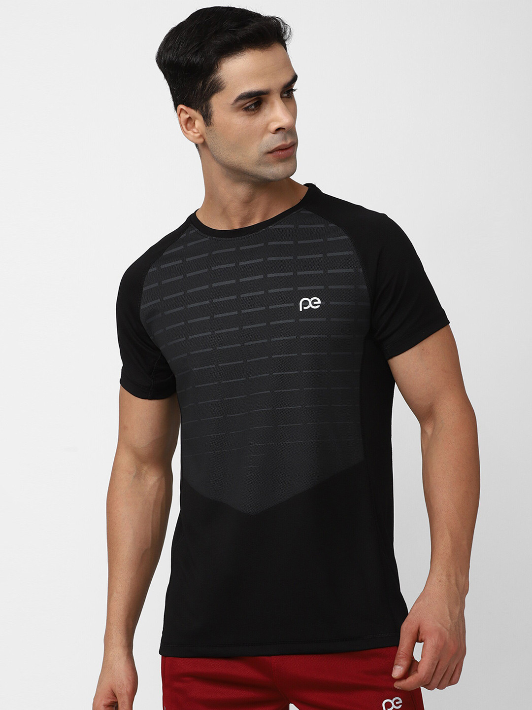 

Peter England Casuals Geometric Printed Monochrome T-shirt, Black