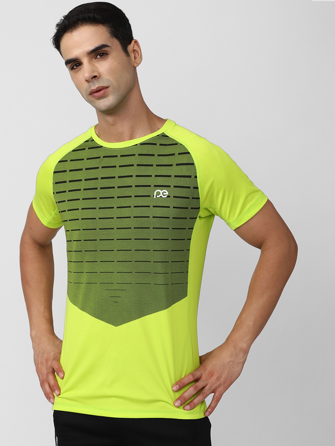 

Peter England Casuals Geometric Printed Pure Cotton T-shirt, Green