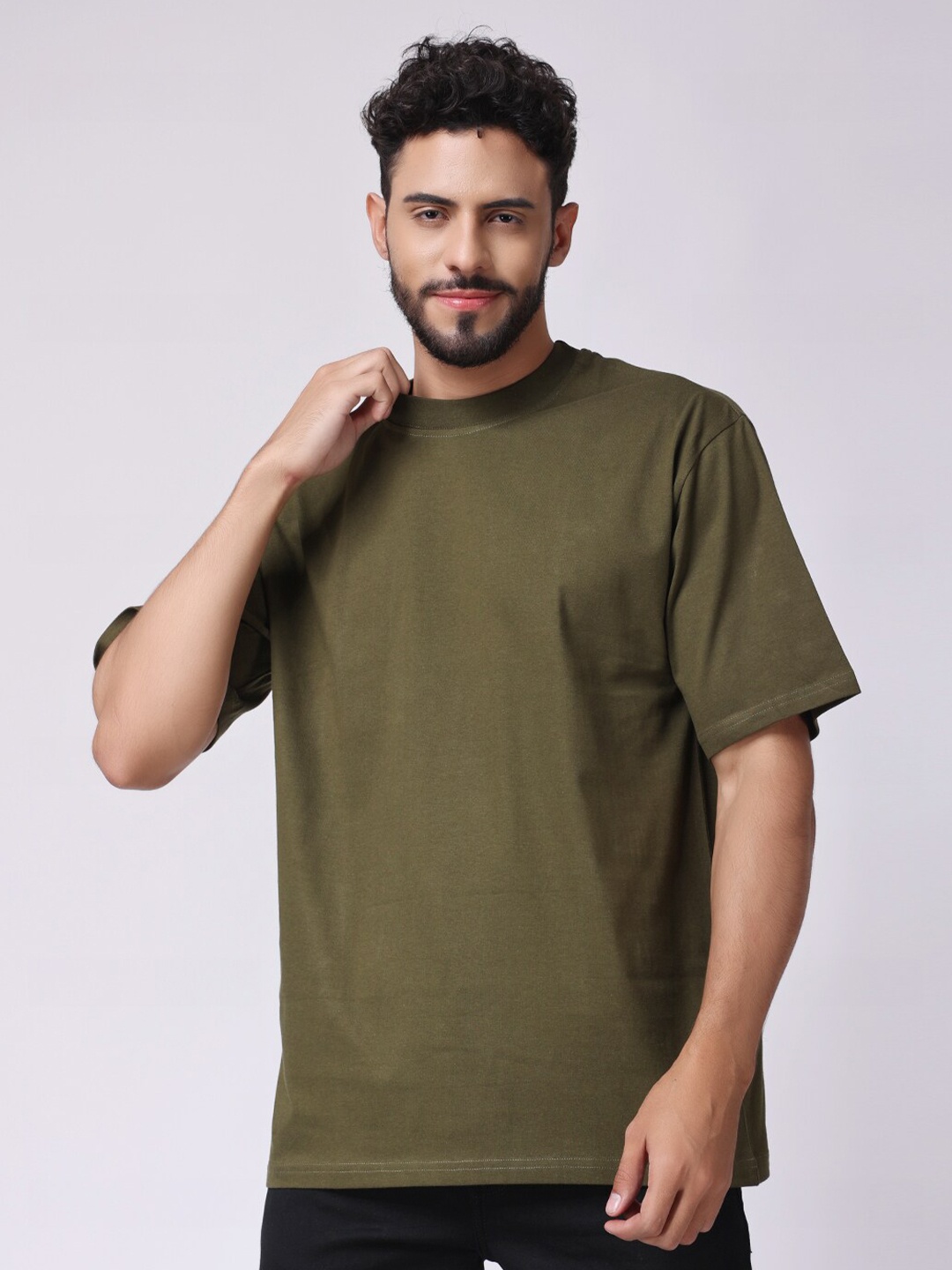 

The Label Bar Round Neck Oversized Cotton T-shirt, Olive