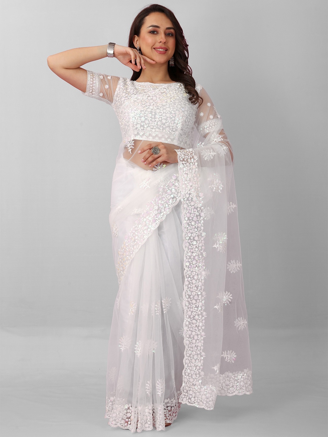 

JSItaliya Sequinned Embellished Net Saree, White