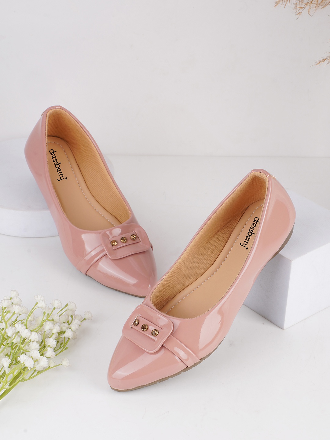 

DressBerry Nude-Coloured Pointed Toe Embellished Ballerinas