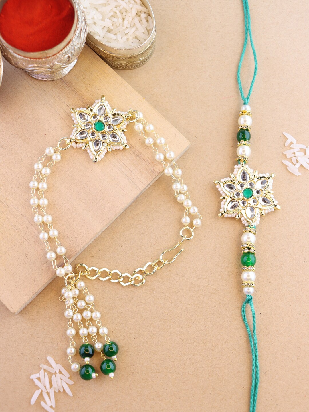 

I Jewels Bhaiya Bhabhi Rakhi Set with Roli Chawal & Card, Green