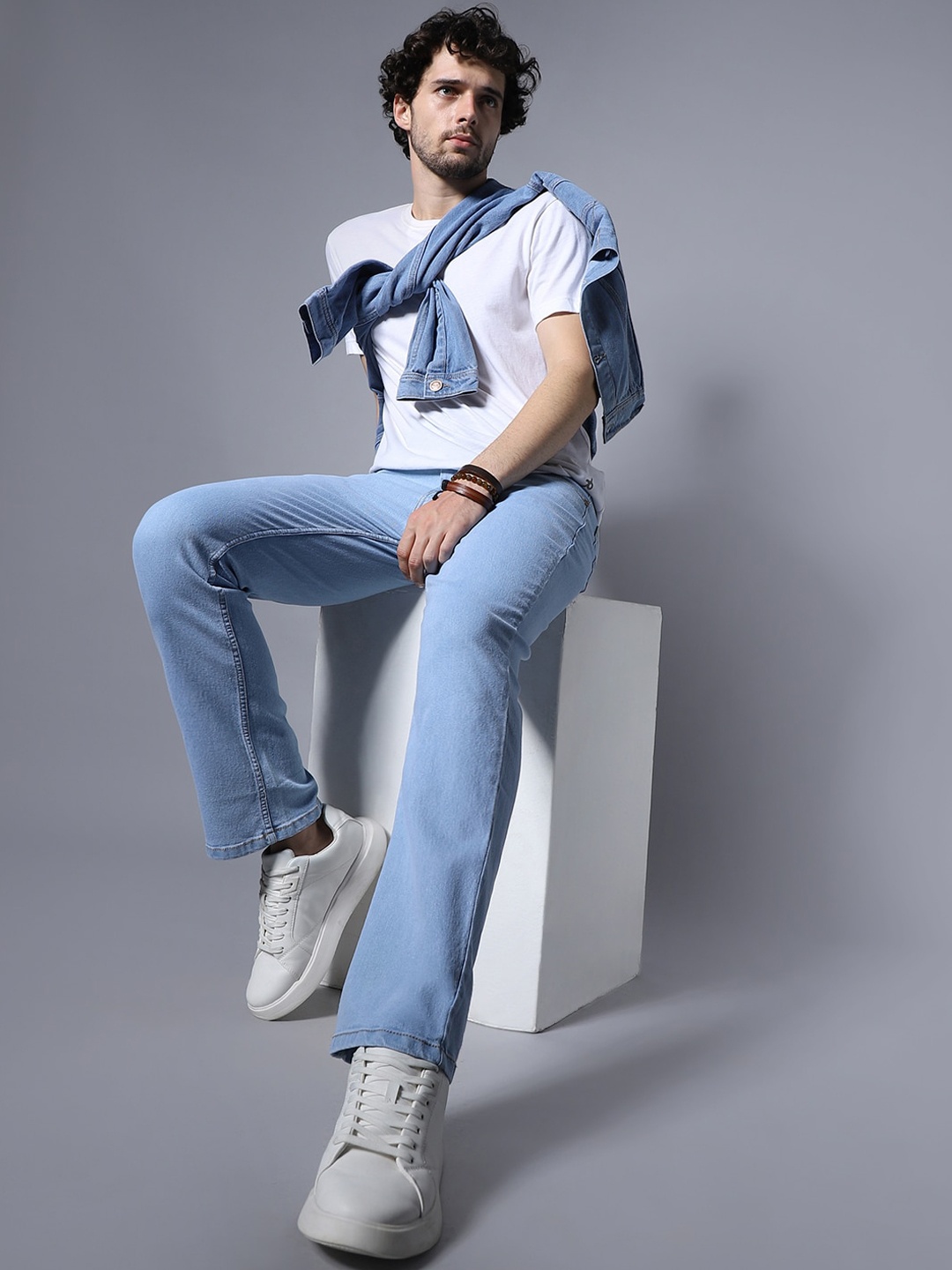 

High Star Men Wide Leg Clean Look Mid-Rise Stretchable Jeans, Blue