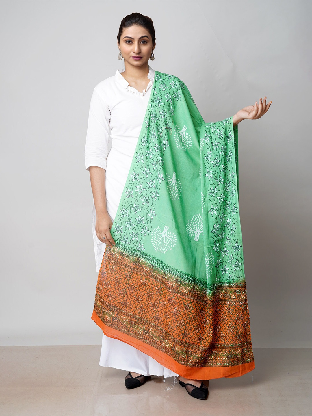 

Unnati Silks Ethnic Motifs Printed Pure Cotton Dupatta, Green