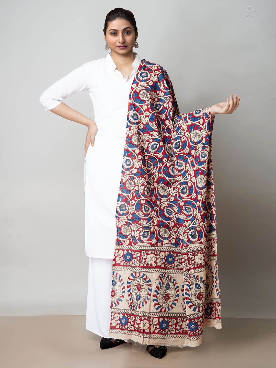 

Unnati Silks Kalamkari Motifs Printed Pure Cotton Dupatta, Red