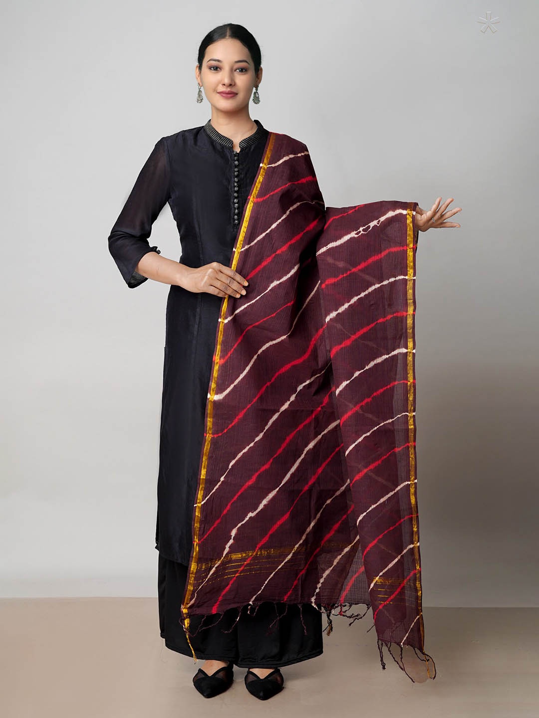 

Unnati Silks Leheriya Dyed Pure Cotton Dupatta with Zari, Brown