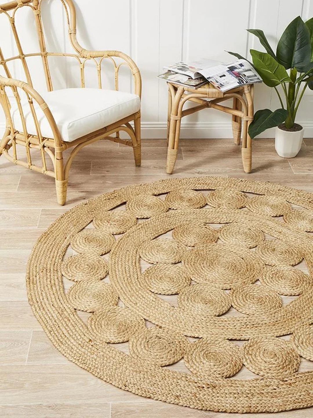 

Art Avenue BRENDA Braided Round Jute Carpets, Brown