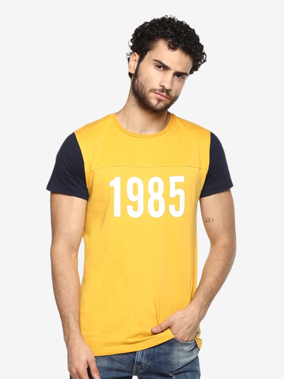 Alan Jones Typography Printed Slim Fit T-shirt, Gold