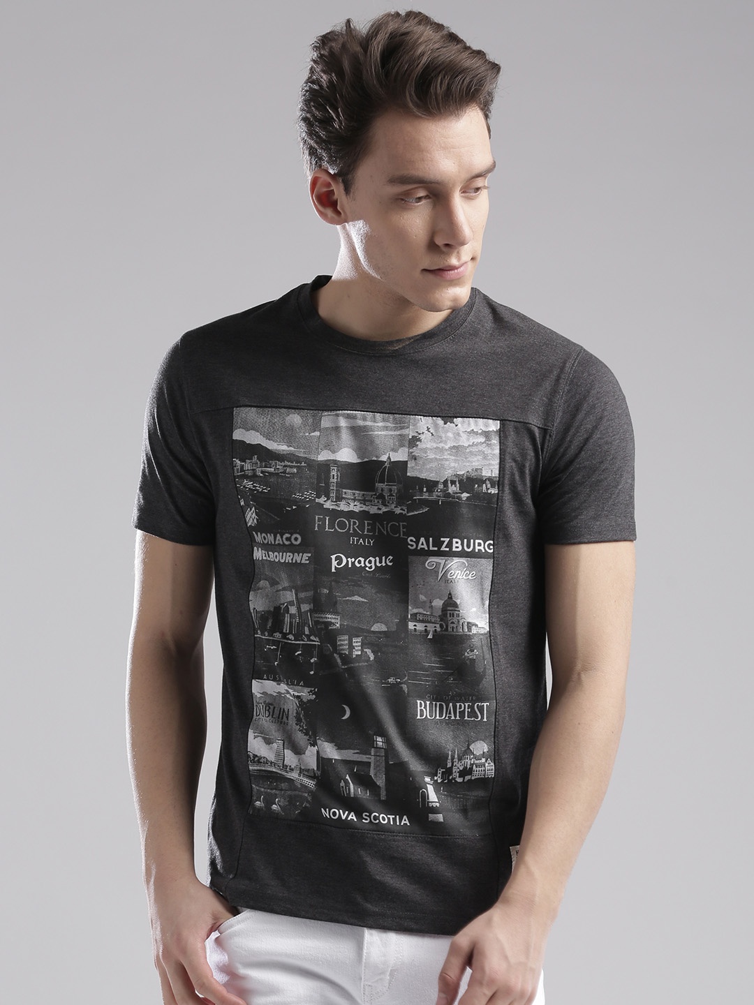 

Hubberholme Men Grey Melange Printed Round Neck T-shirt