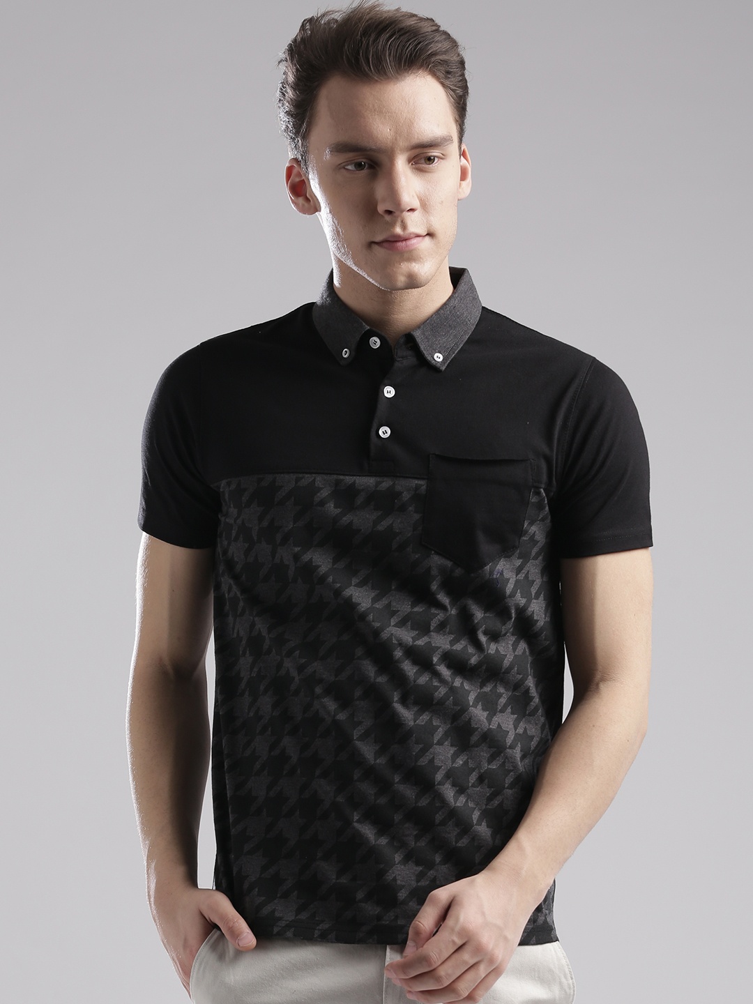 

Hubberholme Men Black & Grey Melange Printed Button-Down Collar T-shirt