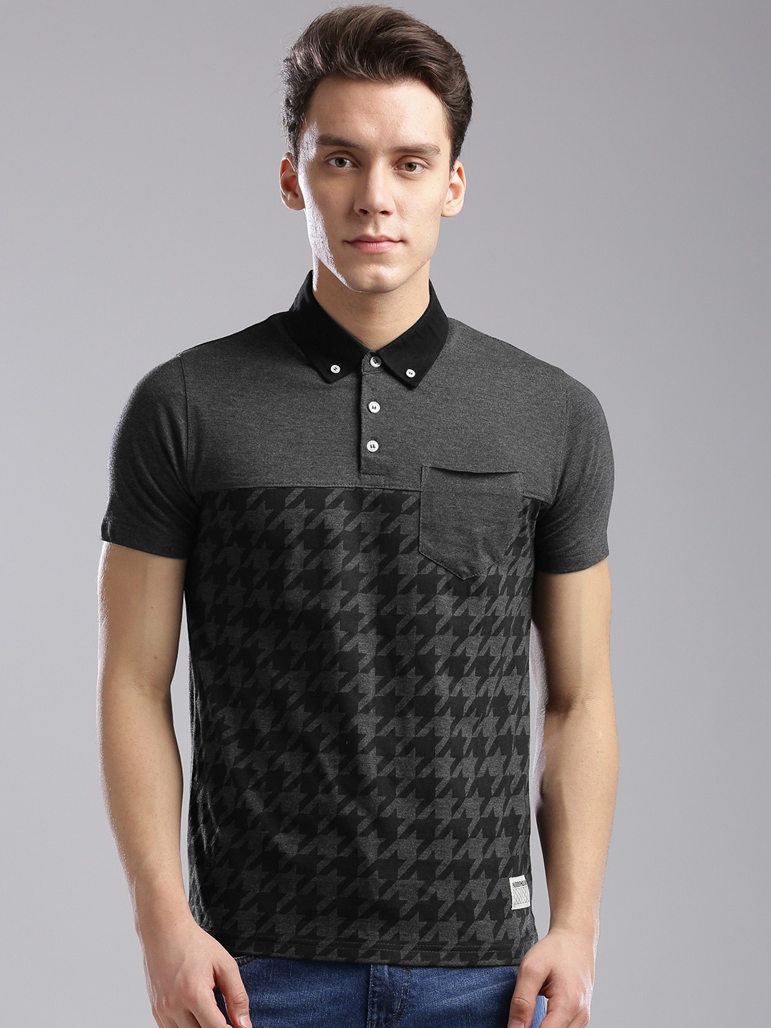 

Hubberholme Men Grey Melange & Black Printed Button-Down Collar T-shirt