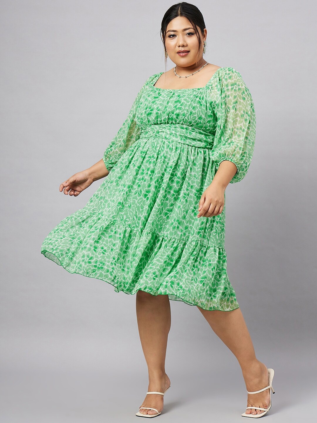 

Antheaa Curve Plus Size Floral Printed Puff Sleeves Gathered & Tiered Chiffon Empire Dress, Green