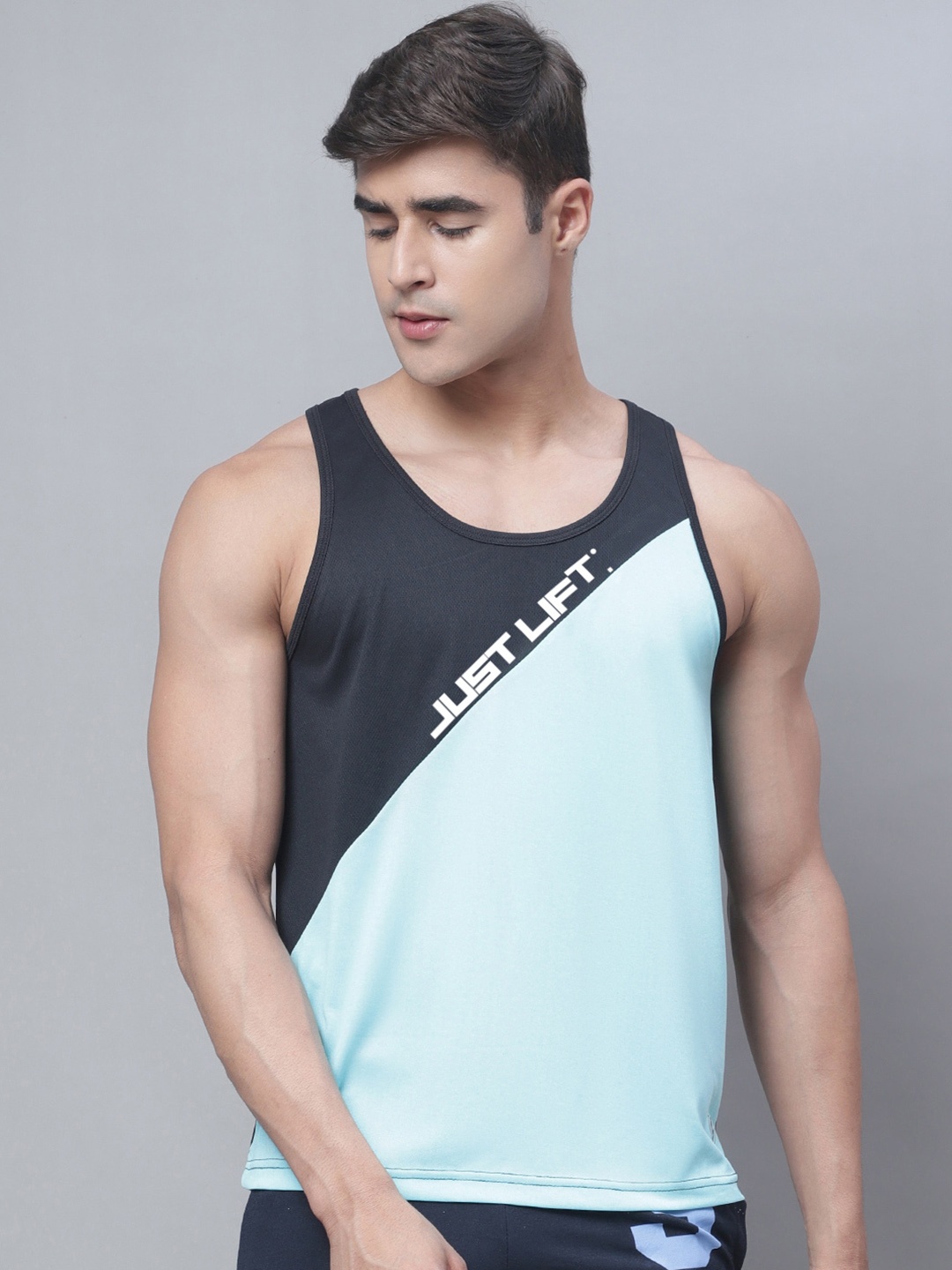 

Friskers Printed Dry Fit Innerwear Vest, Turquoise blue