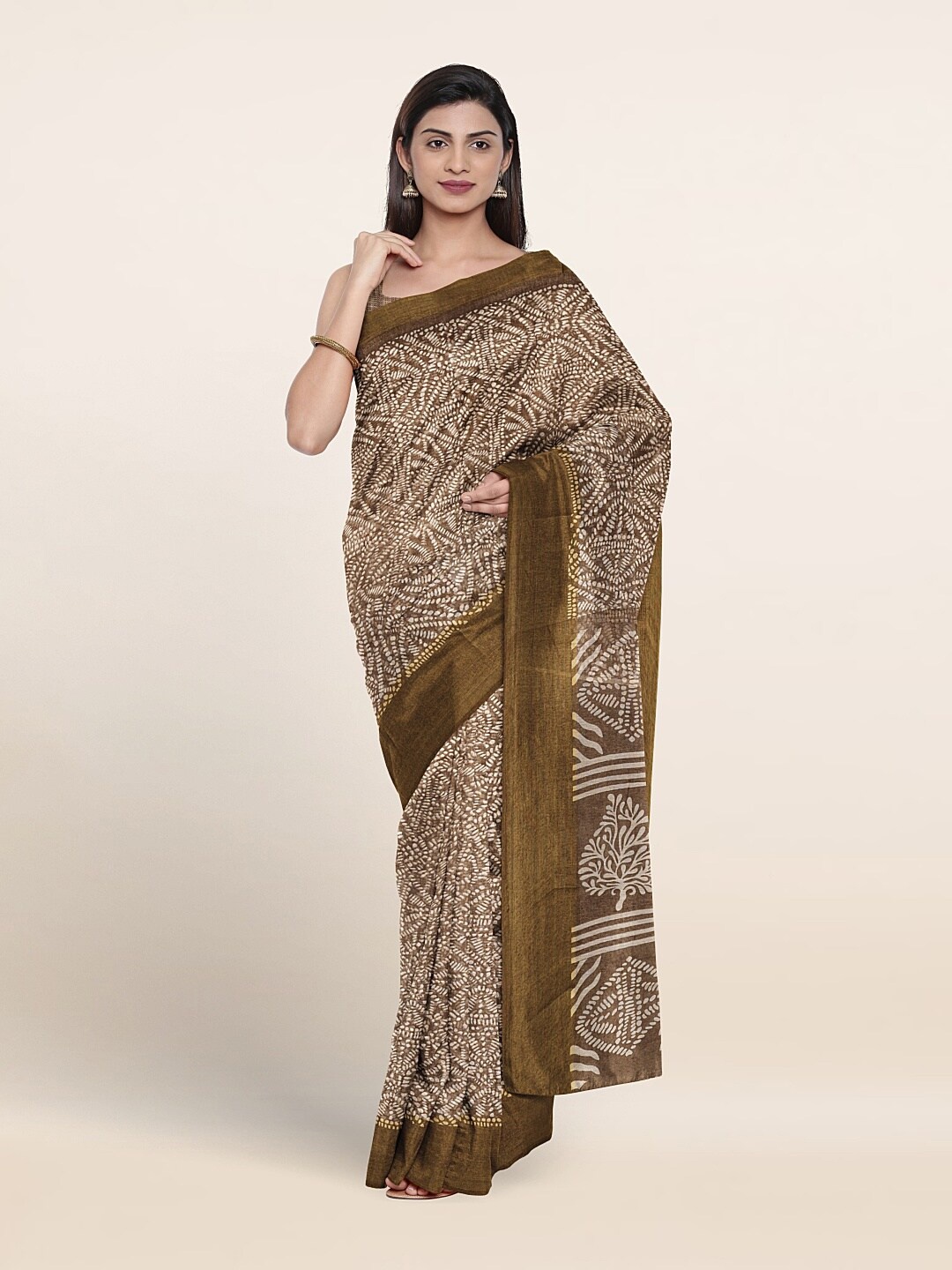 

Pothys Abstract Printed Saree With Blouse Piece, Brown