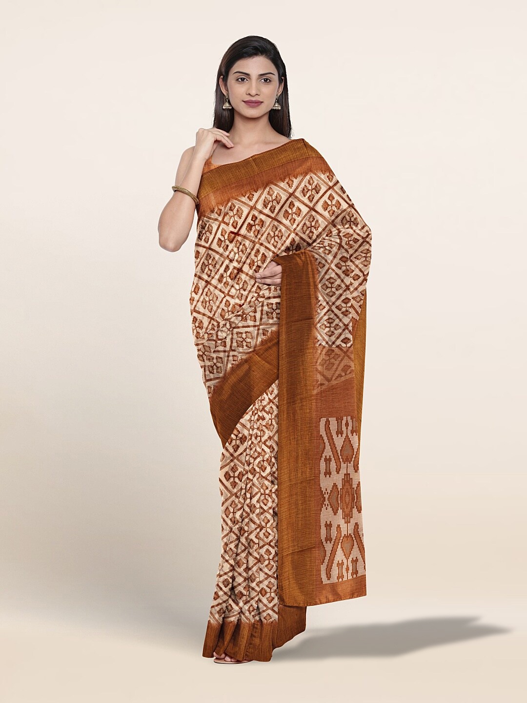 

Pothys Ethnic Motifs Printed Saree, Brown