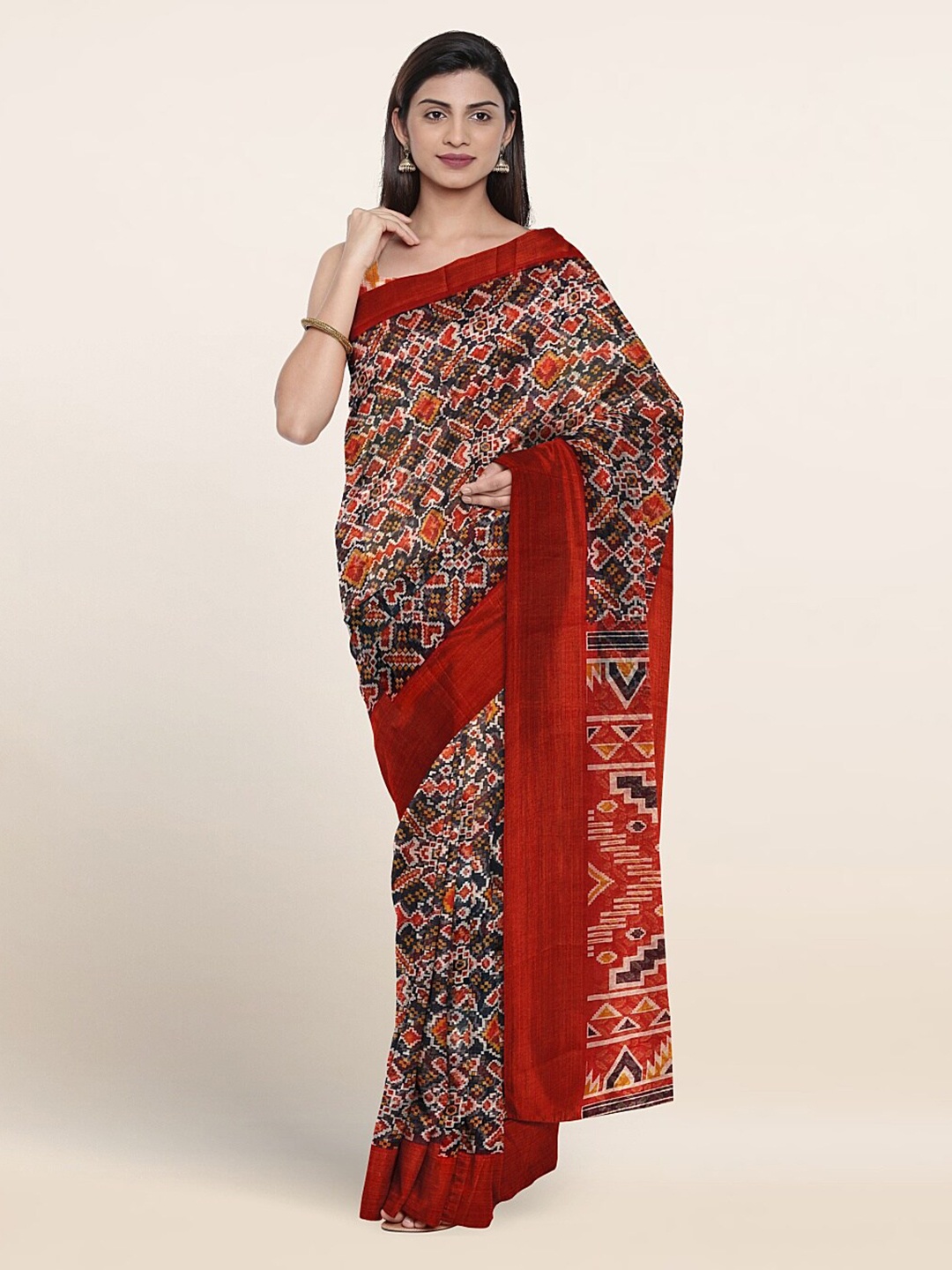 

Pothys Blue & Red Ethnic Motifs Saree