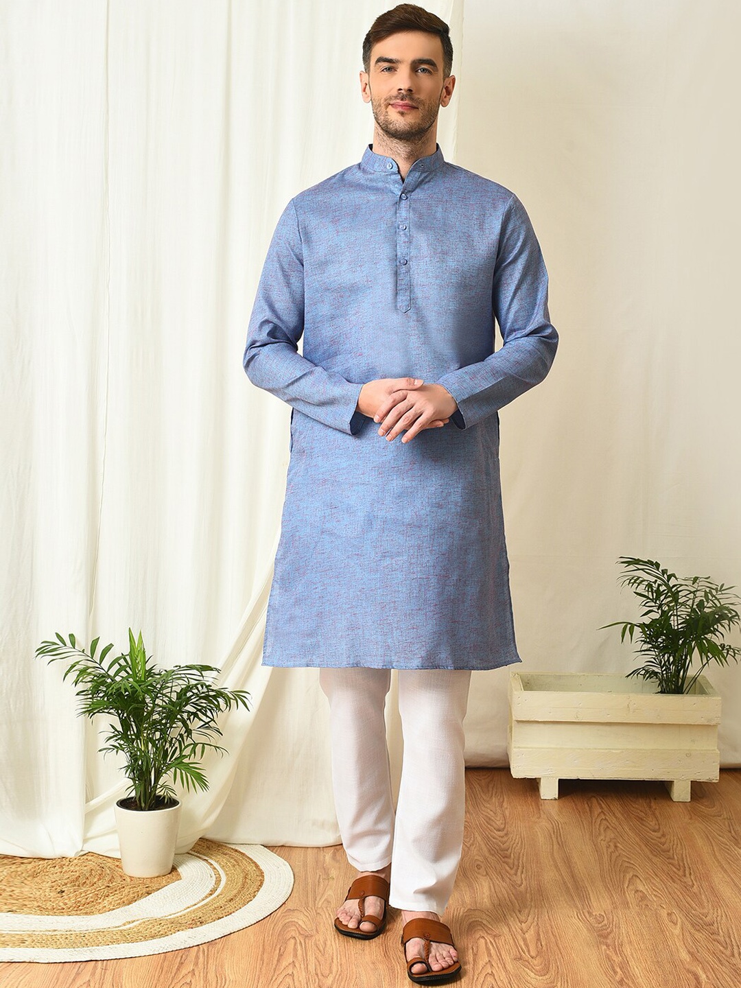 

Hangup Self Design Band Collar straight Kurta with Pyjamas, Blue