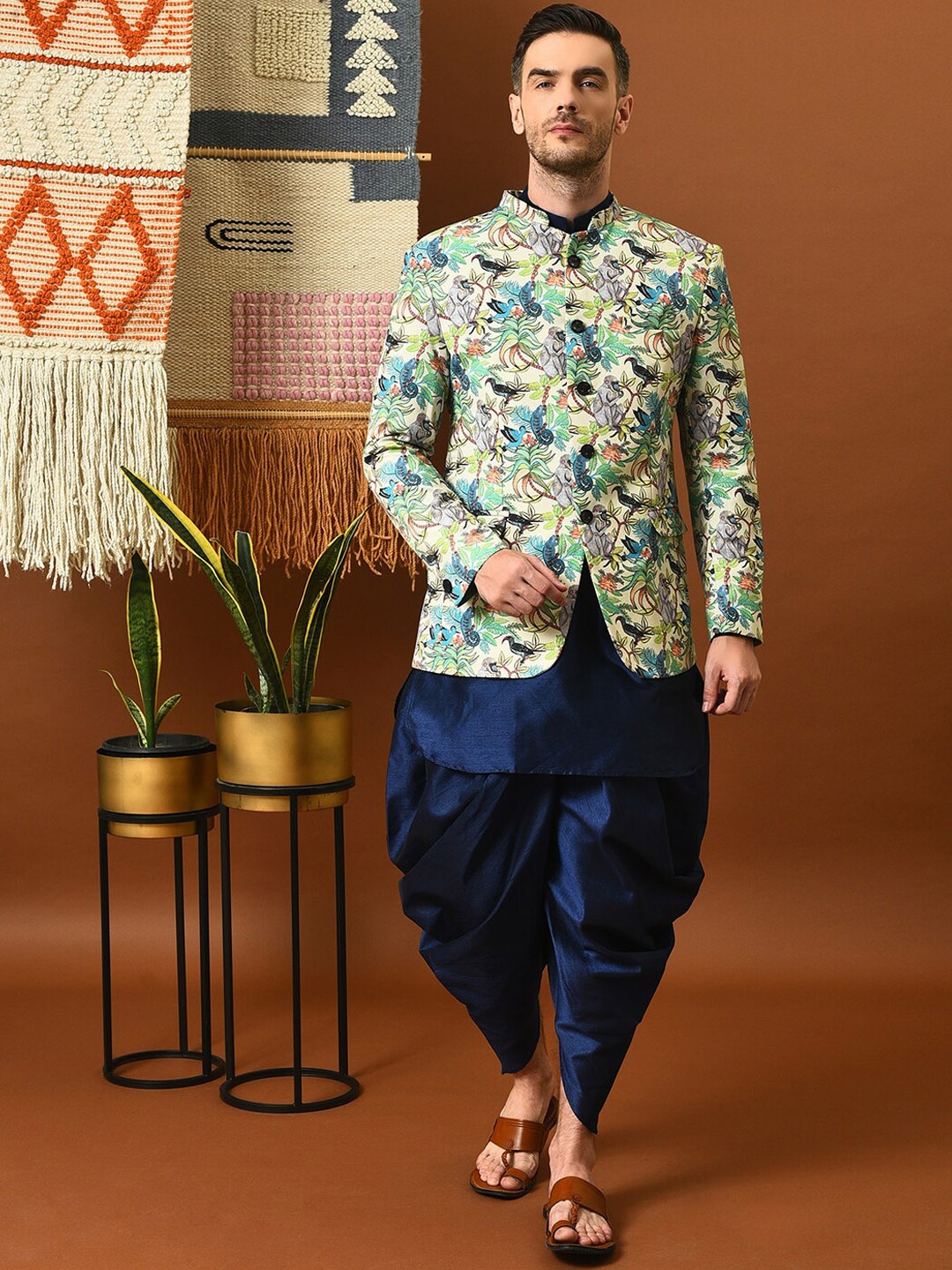 

Hangup Conversational Printed Kurta with Dhoti Pants & Nehru Jacket, Navy blue