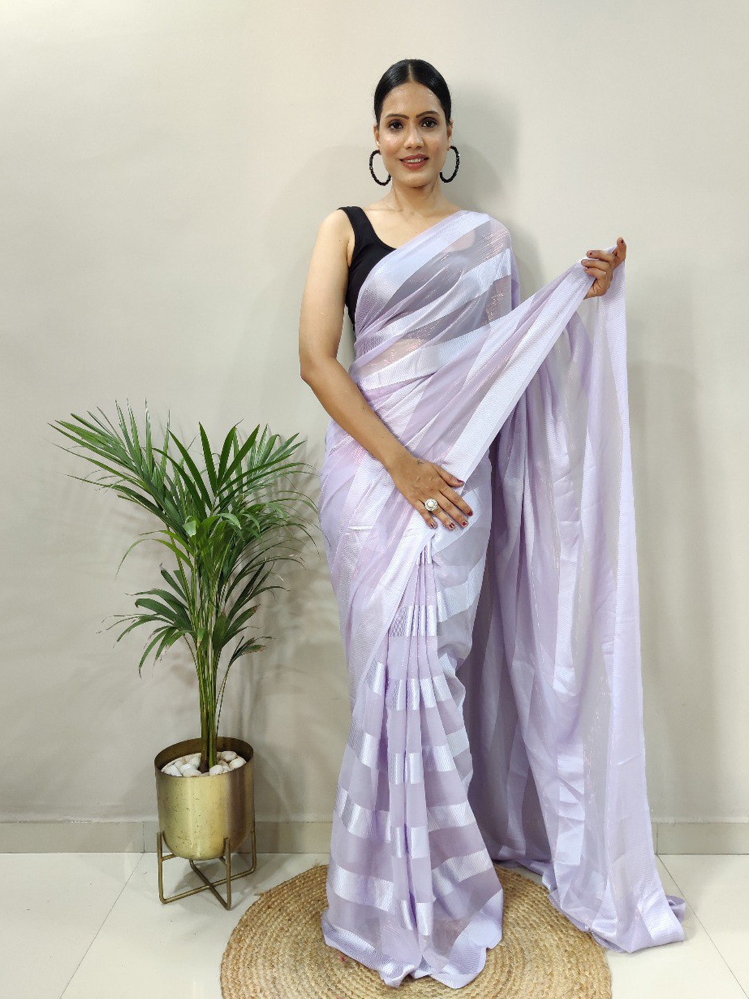 

VEERAX Striped Pure Georgette Saree, Purple