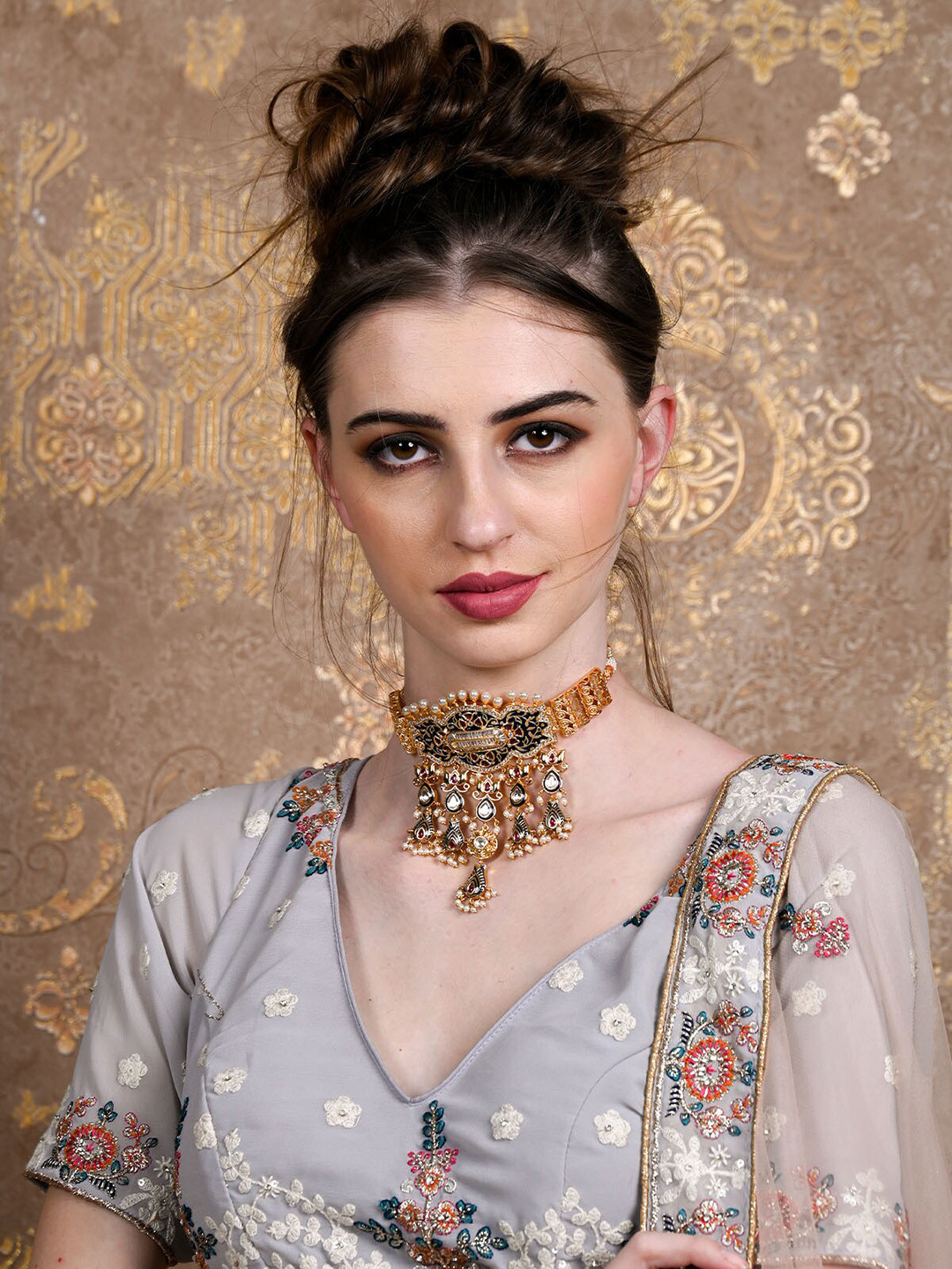 

ODETTE Gold-Plated Stone Studded & Beaded Alloy Choker Necklace Jewellery Set