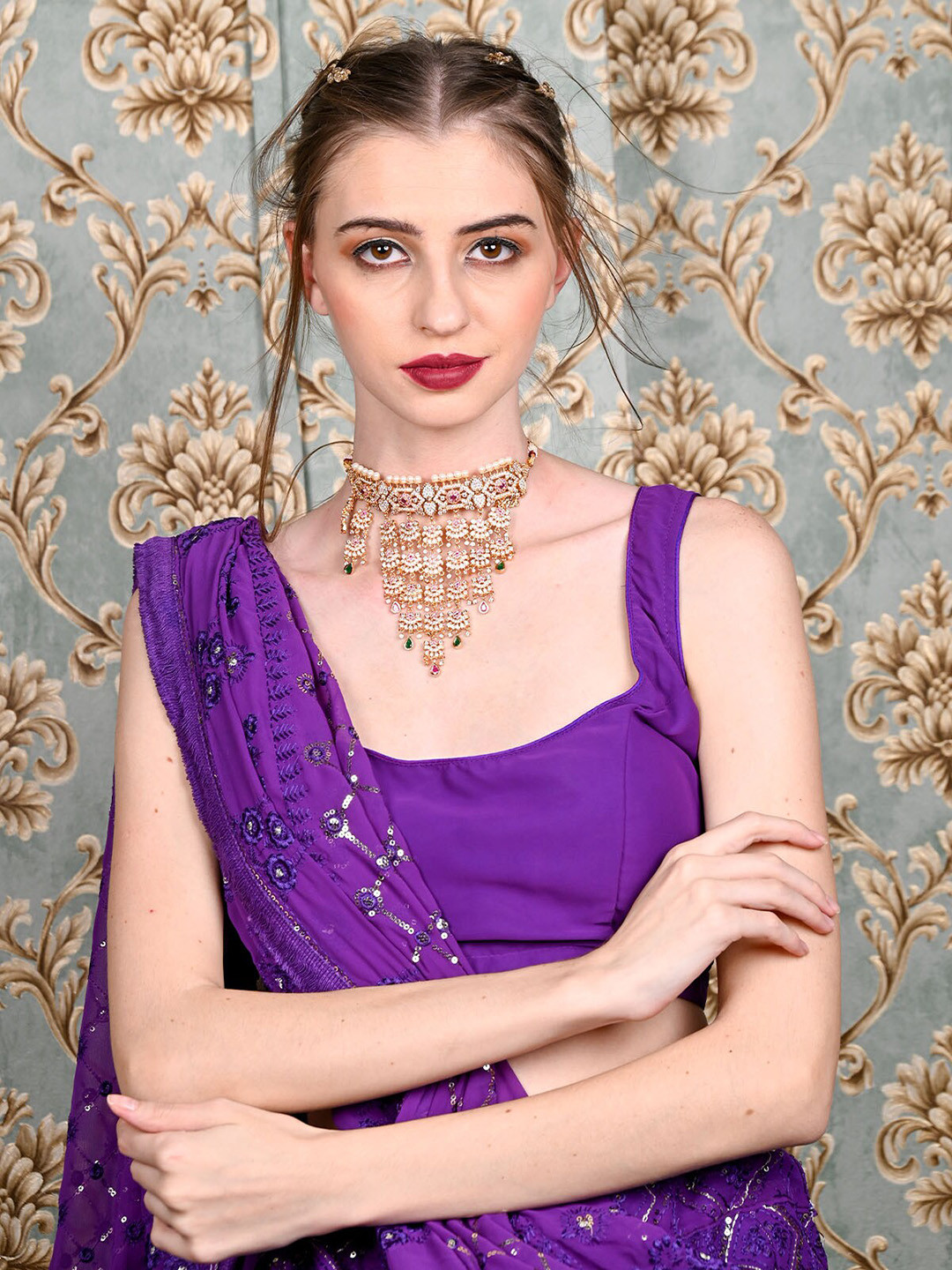 

ODETTE Gold-Plated Choker Necklace & Earrings Set