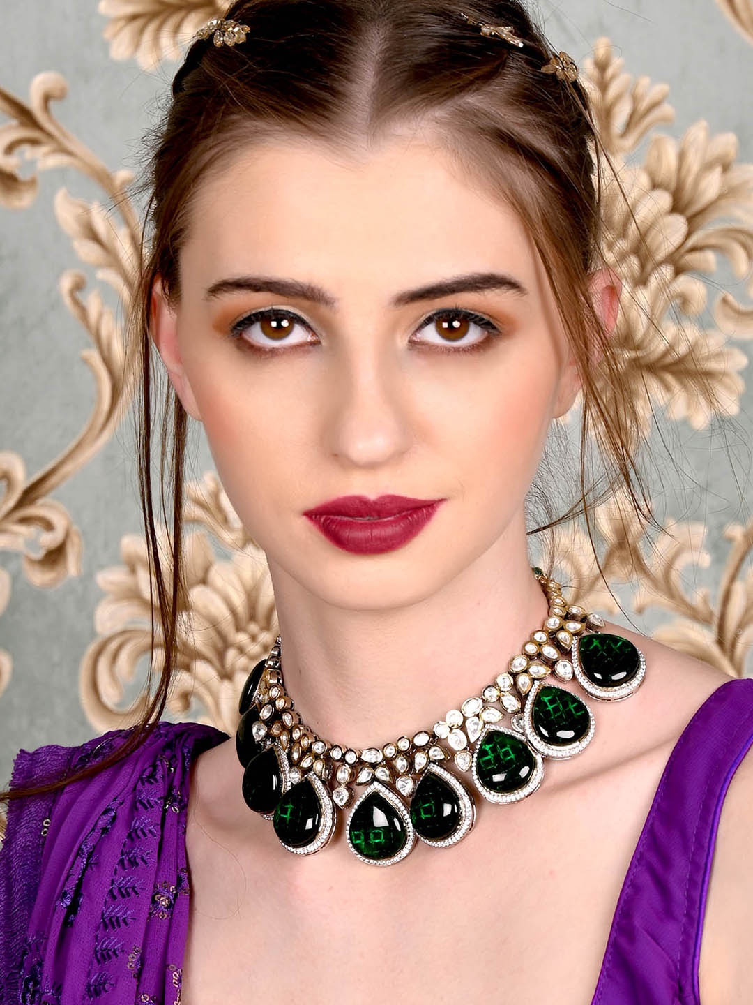

ODETTE Gold-Plated Choker Necklace & Earrings Set