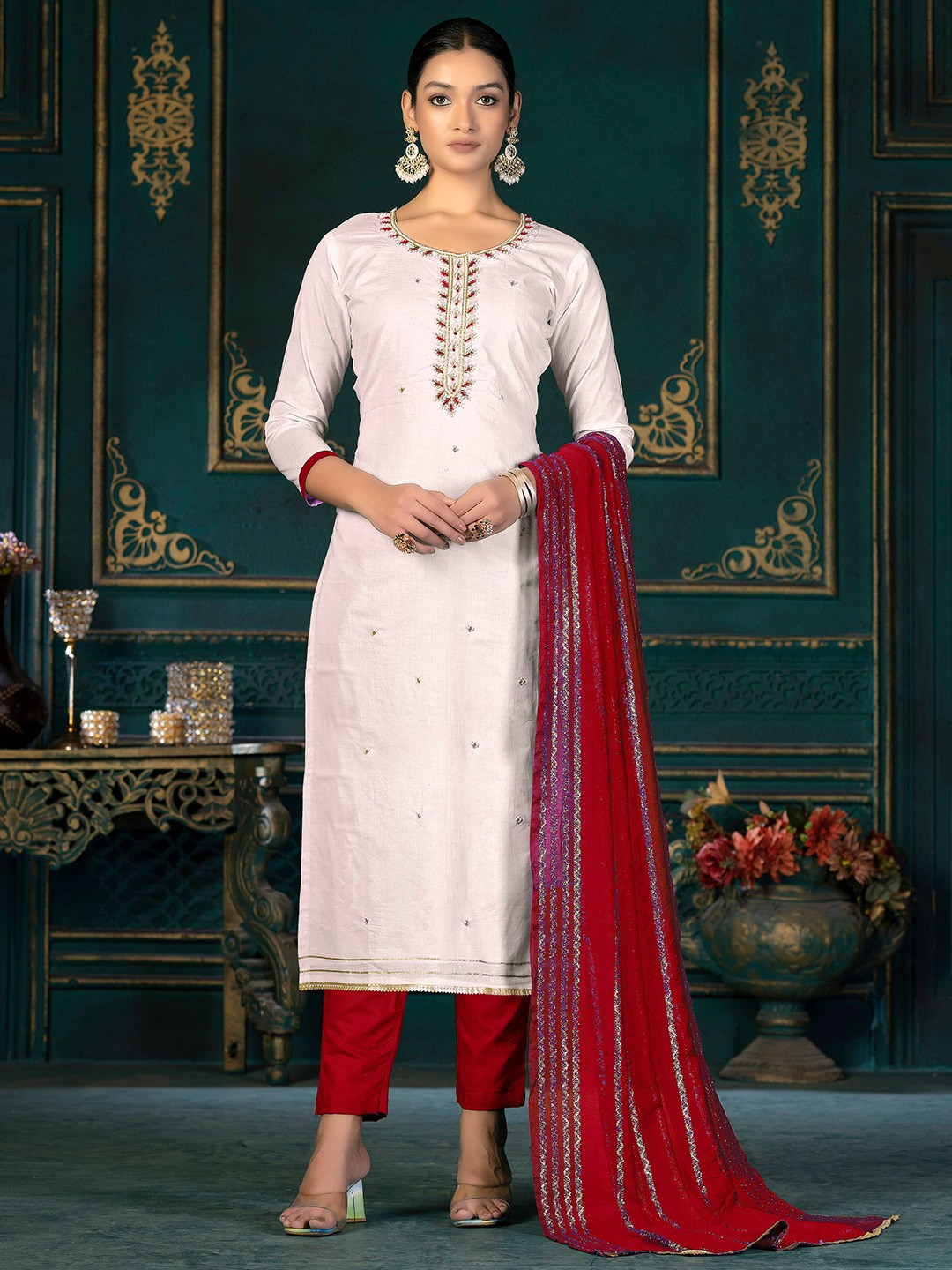 

SHADOW & SAINING Embroidered Unstitched Dress Material, Beige