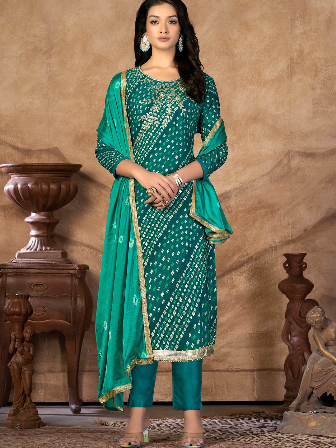 

SHADOW & SAINING Bandhani Printed Pure Cotton Unstitched Dress Material, Green