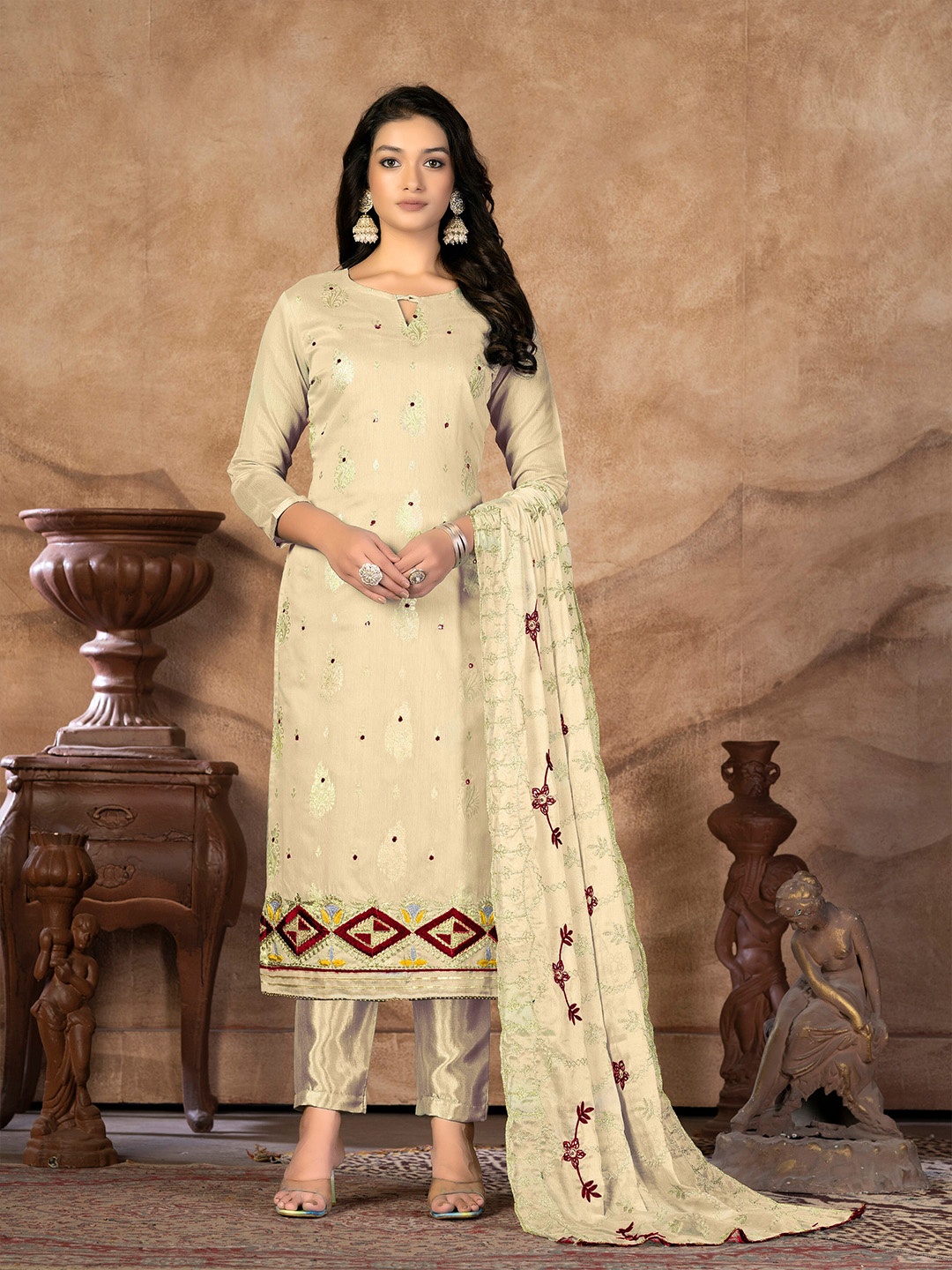 

SHADOW & SAINING Embroidered Unstitched Dress Material, Beige