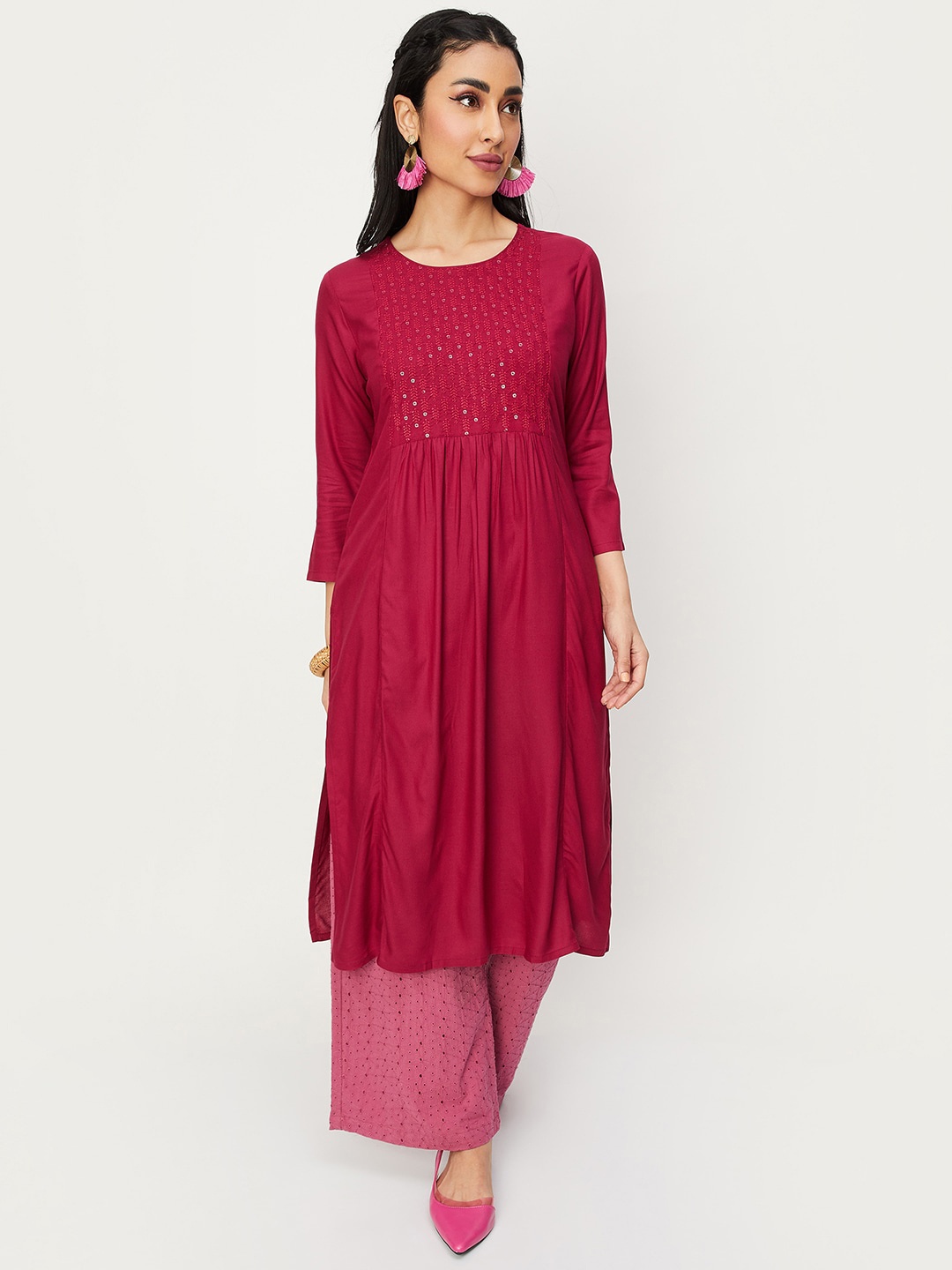 

Max Ethnic Motif Embroidered Sequin Kurta, Red