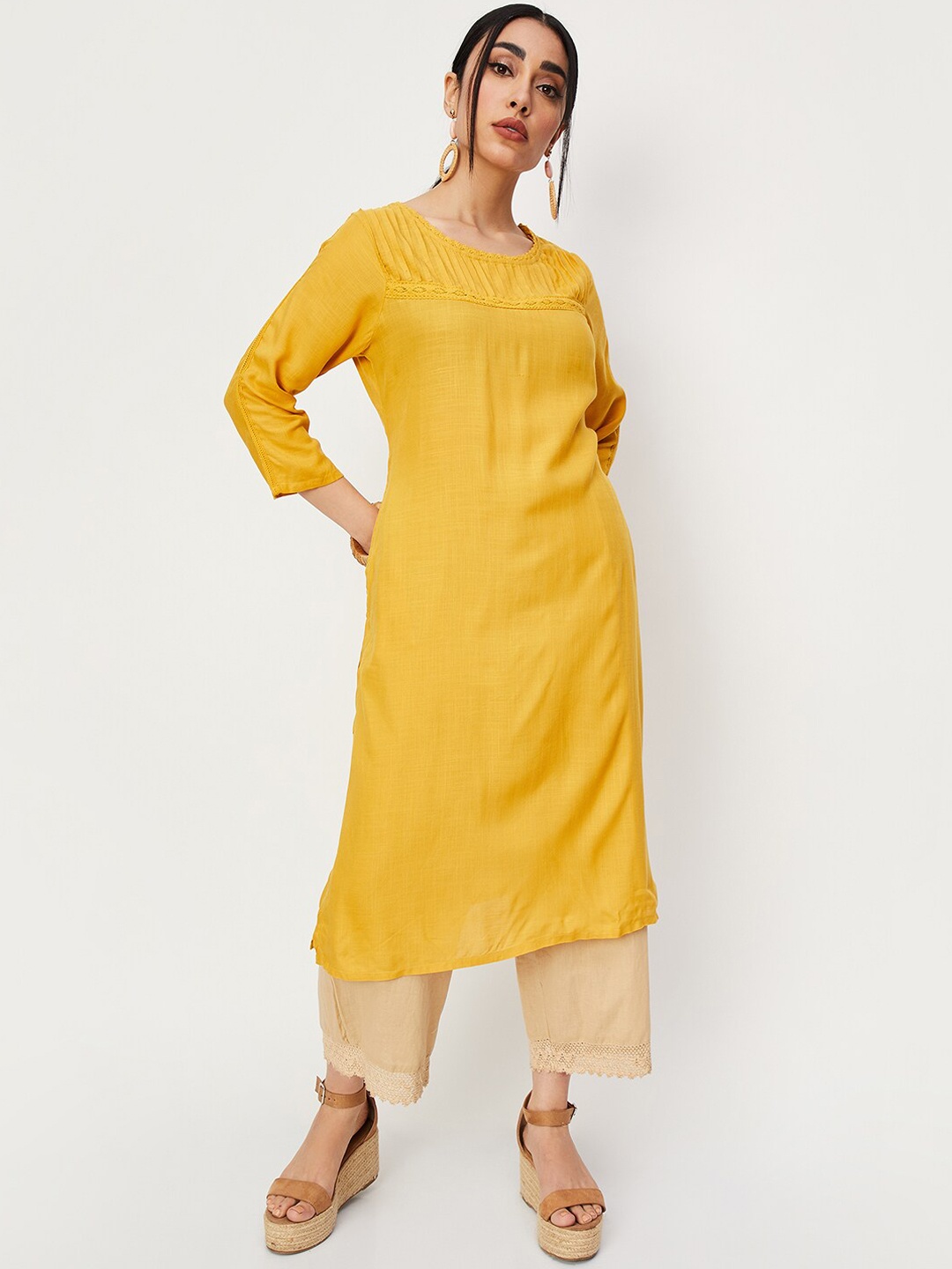 

Max Accordion Pleated Round Neck Regular Kurta, Yellow