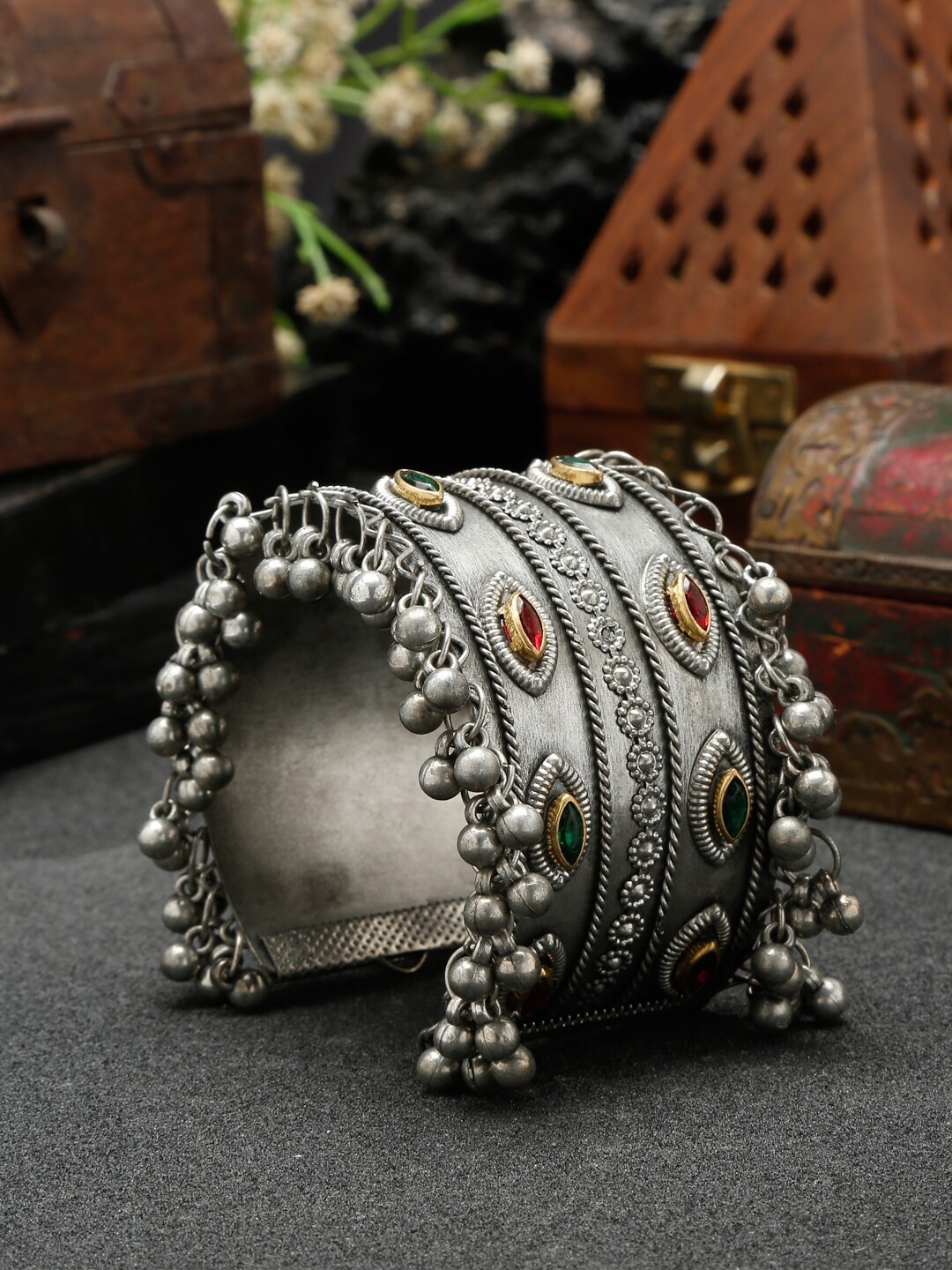 

Sangria Silver-Plated Oxidised Cuff Bracelet