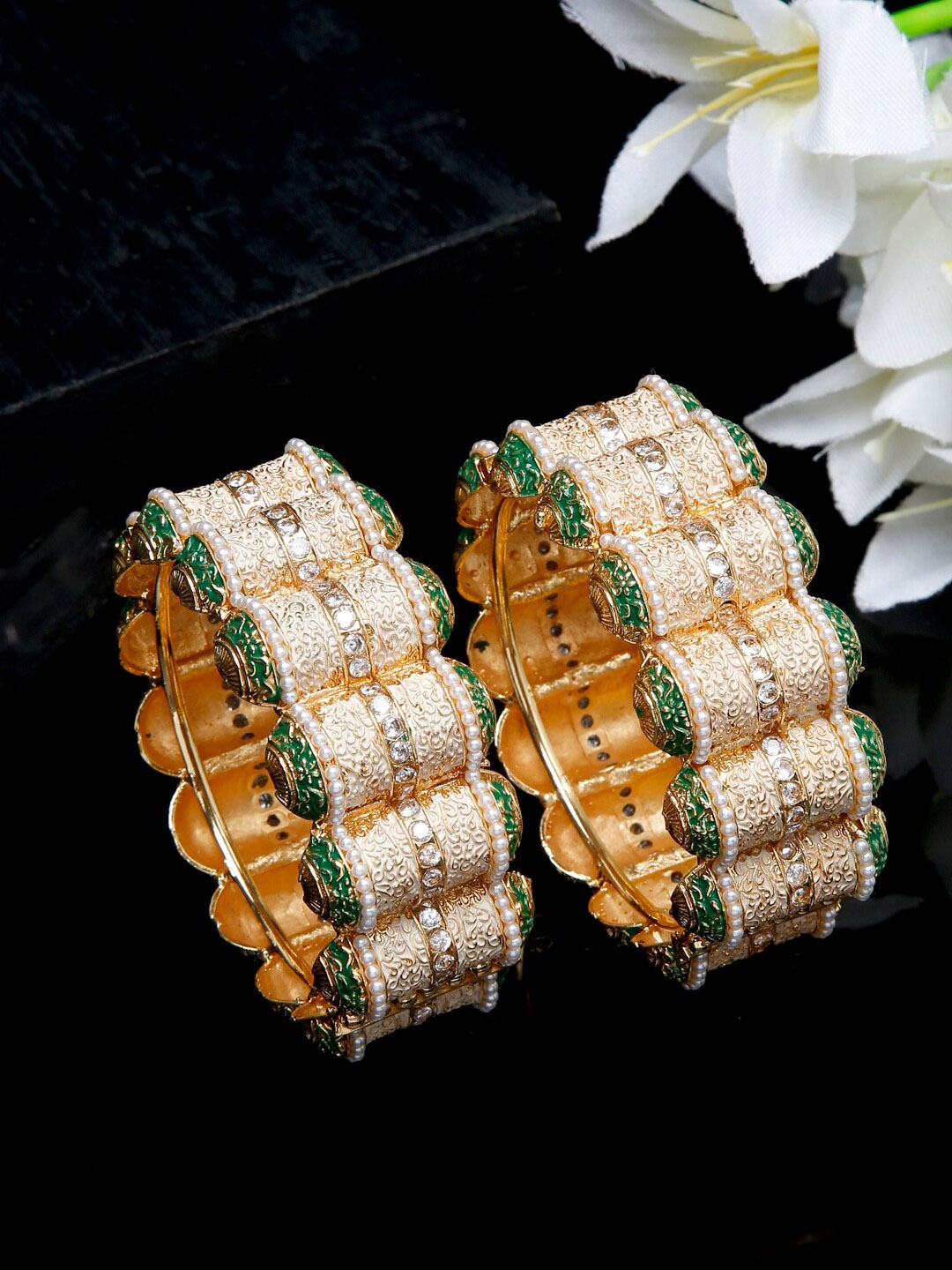 

Anouk Set Of 2 Gold-Plated Stone-Studded Bangles