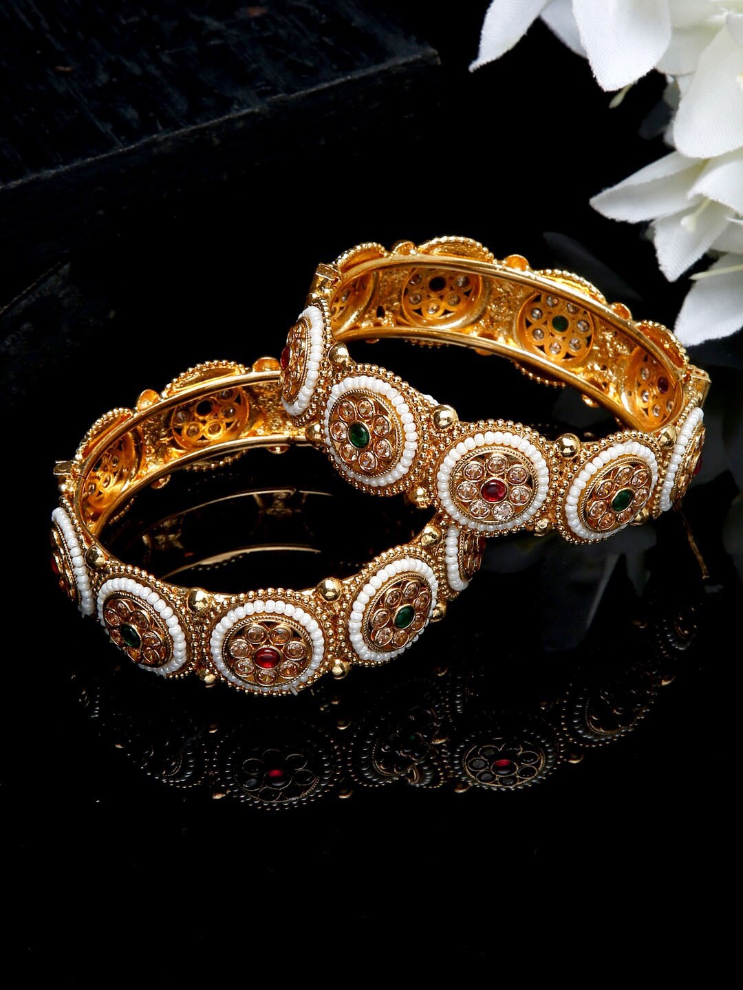 

Anouk Set Of 2 Gold-Plated Stone-Studded Bangles