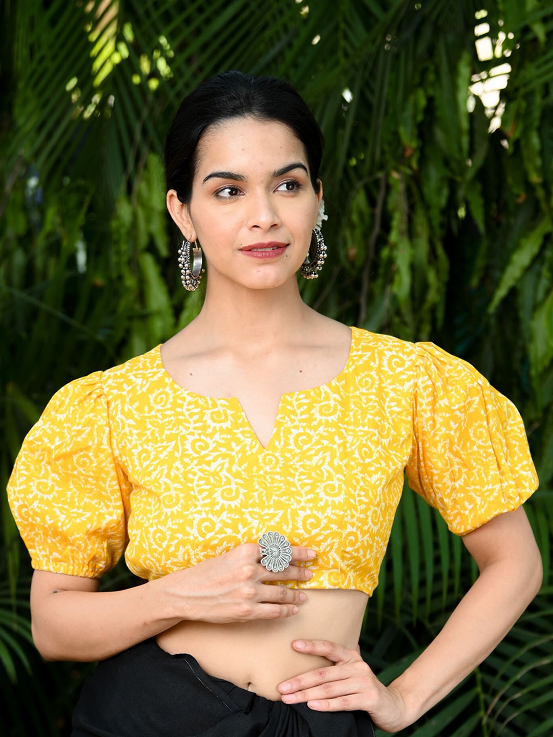 

BEATITUDE Printed Puff Sleeves Cotton Saree Blouse, Yellow