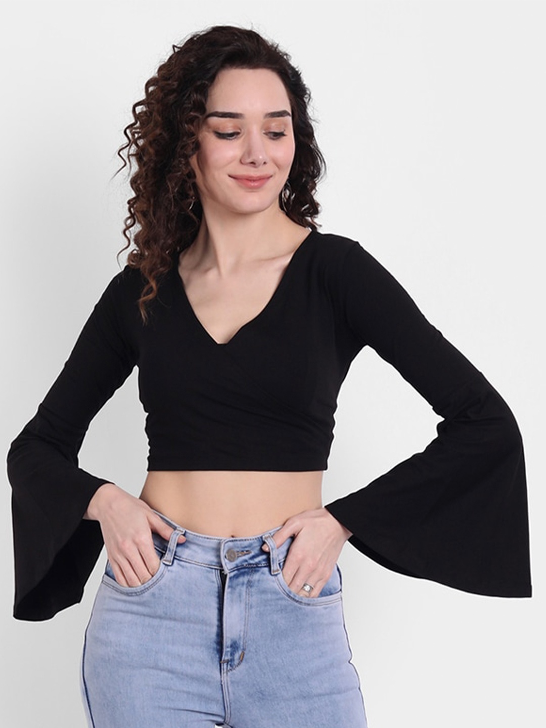 

COLOR CAPITAL Flared Sleeve Crop Top, Black
