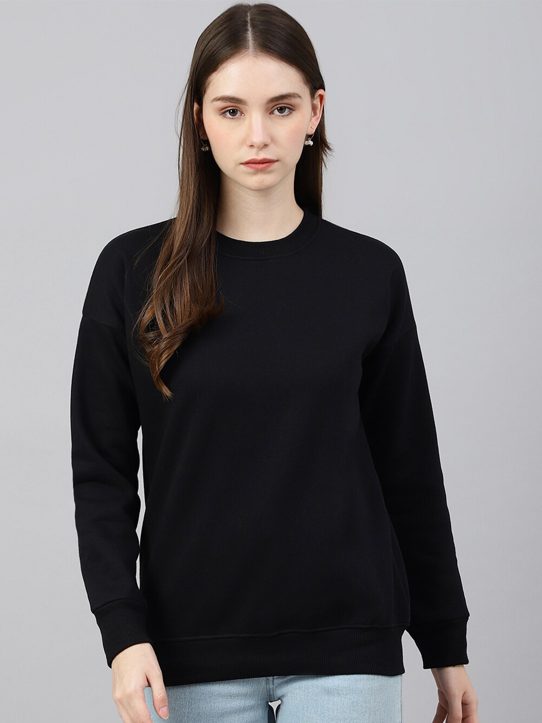 

COLOR CAPITAL Round Neck Sweatshirt, Black