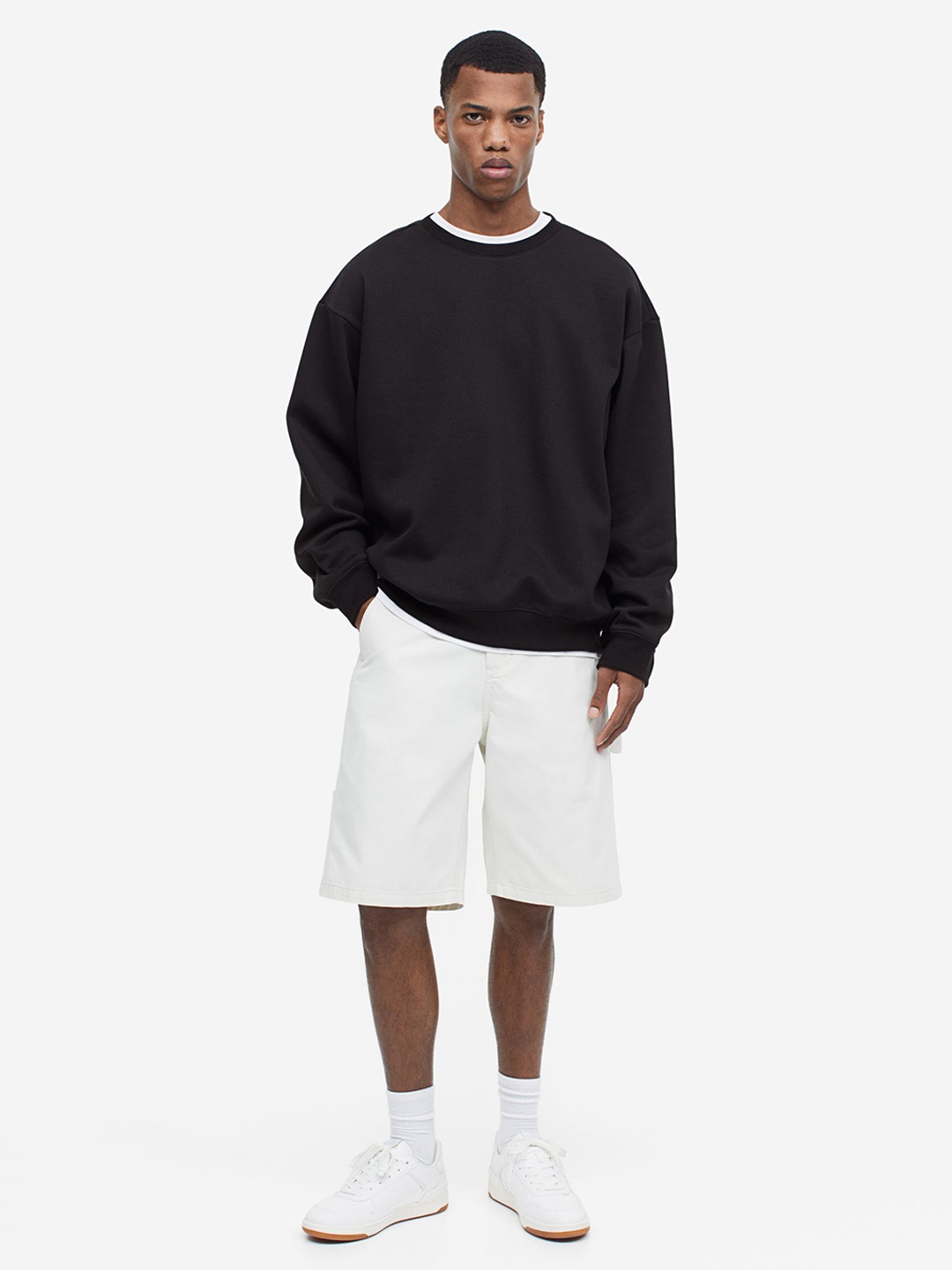

COLOR CAPITAL Oversized Pullover Sweatshirt, Black